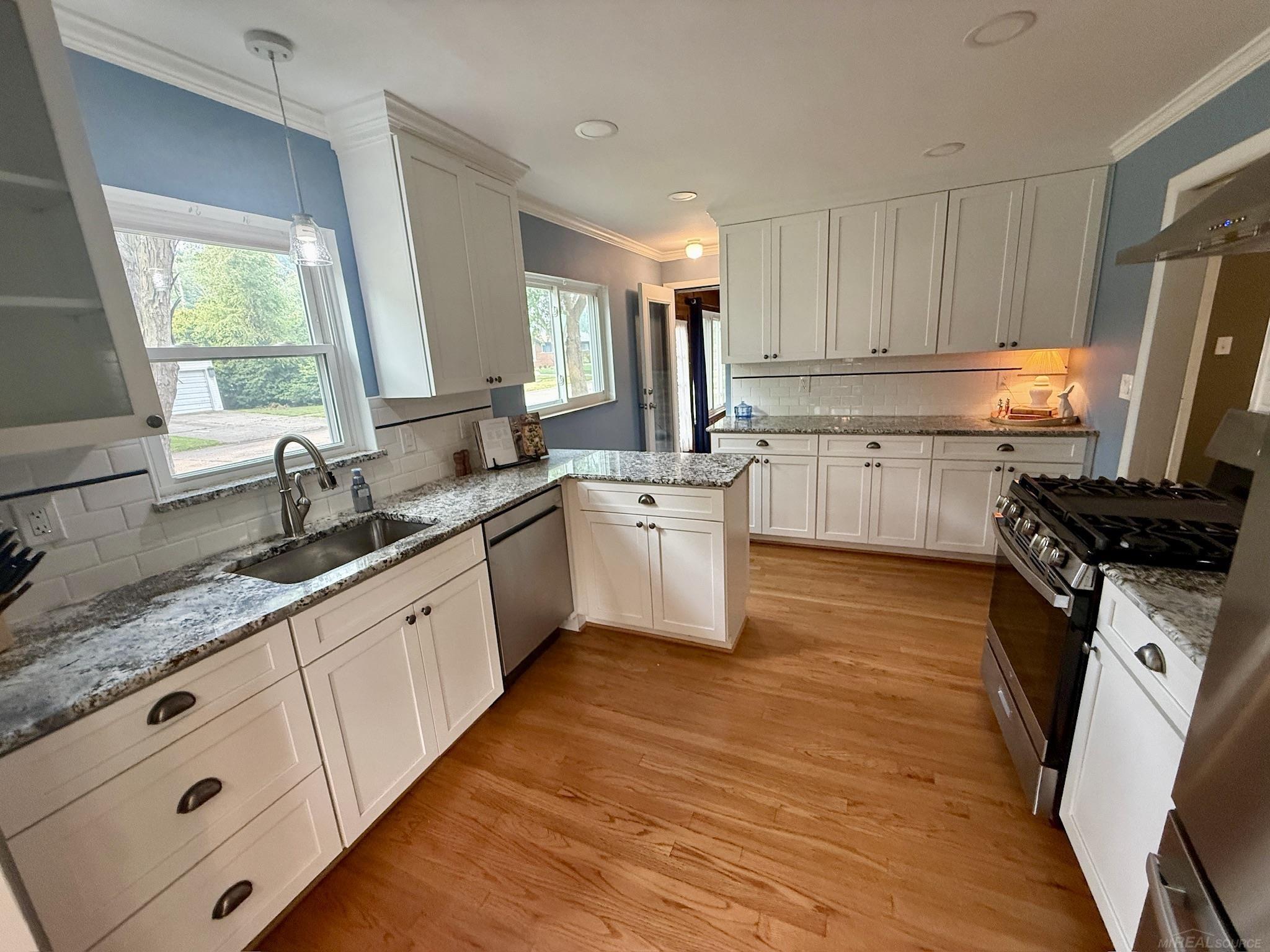 Photo 3 of Single family home for sale at 31180 E Rutland Dr, Beverly Hills, MI 48025 | MLS# 58050218436 | Listing updated on 2026-10-04