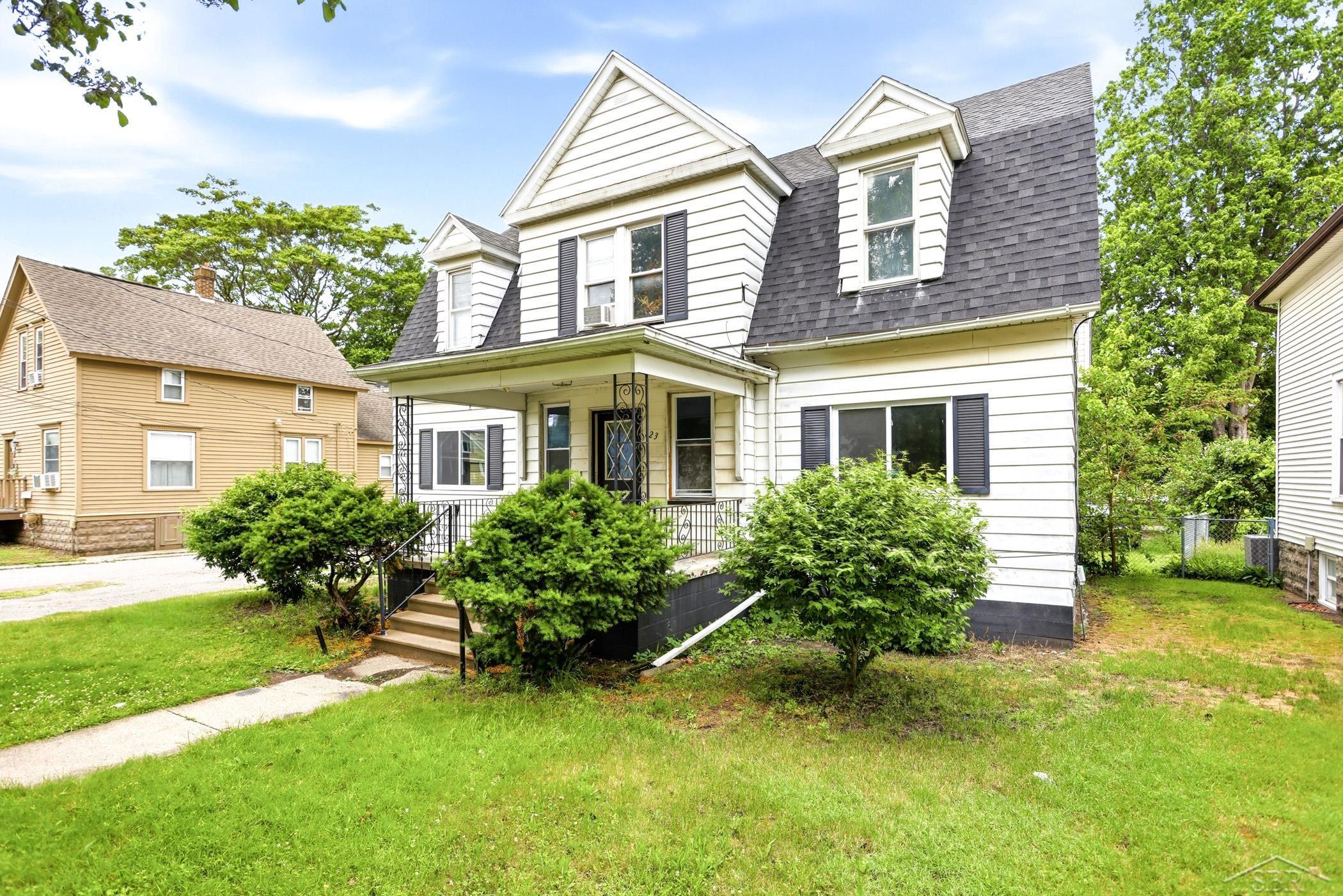 2nd image of 123 Woodside Ln, Bay City, MI 48708 | MLS# 61050218453