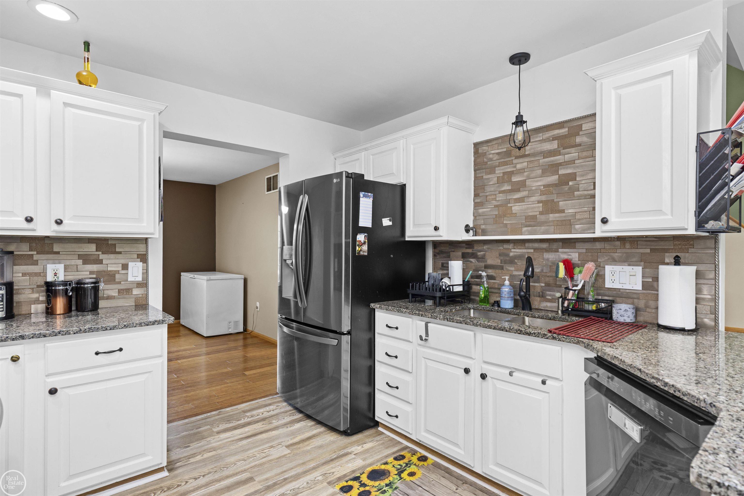 5th image of 7099 Arnold Rd, Cottrellville, MI 48039 | MLS# 50218472
