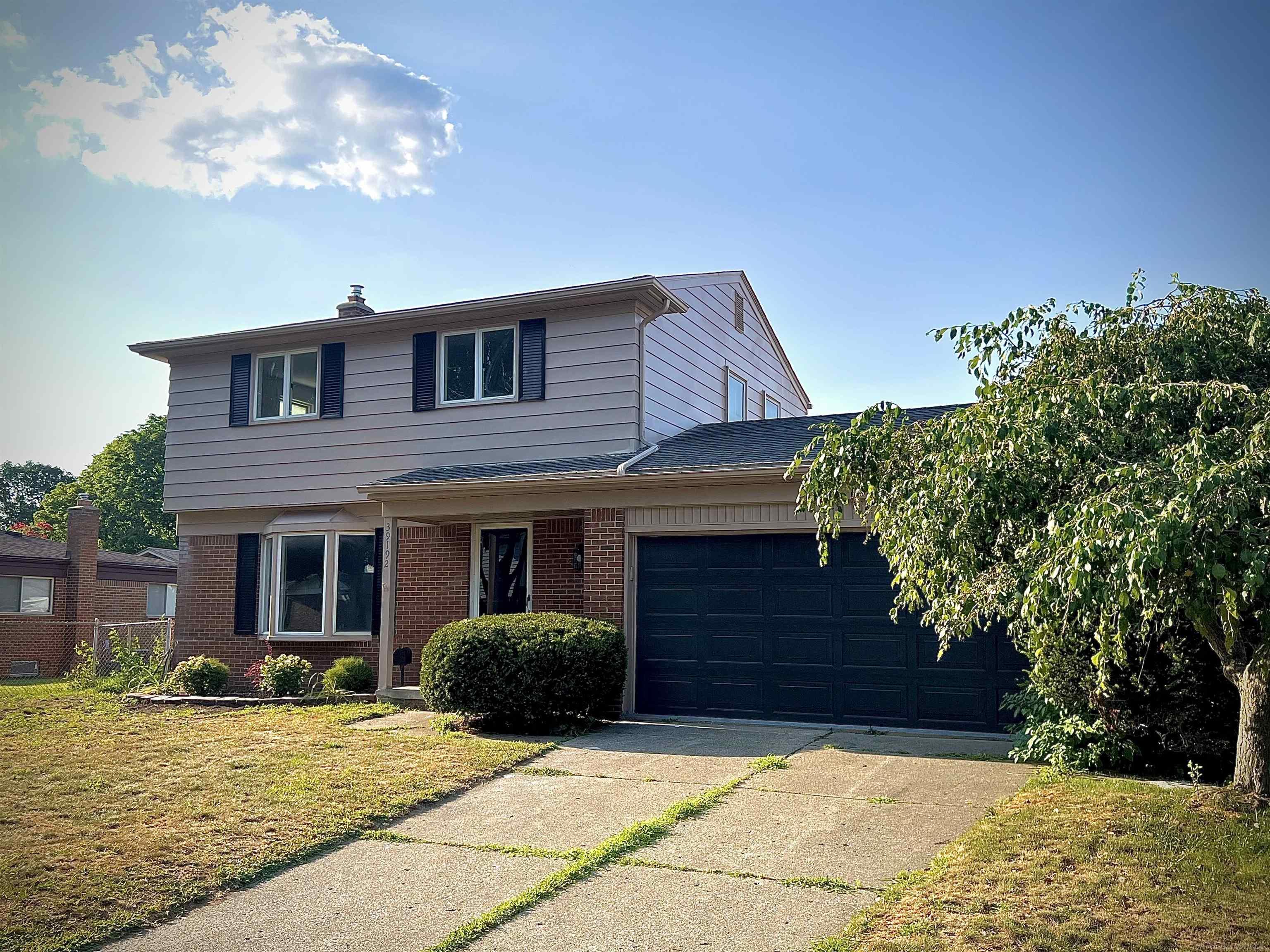 2nd image of 39192 Howell St, Livonia, MI 48154 | MLS# 58050218481