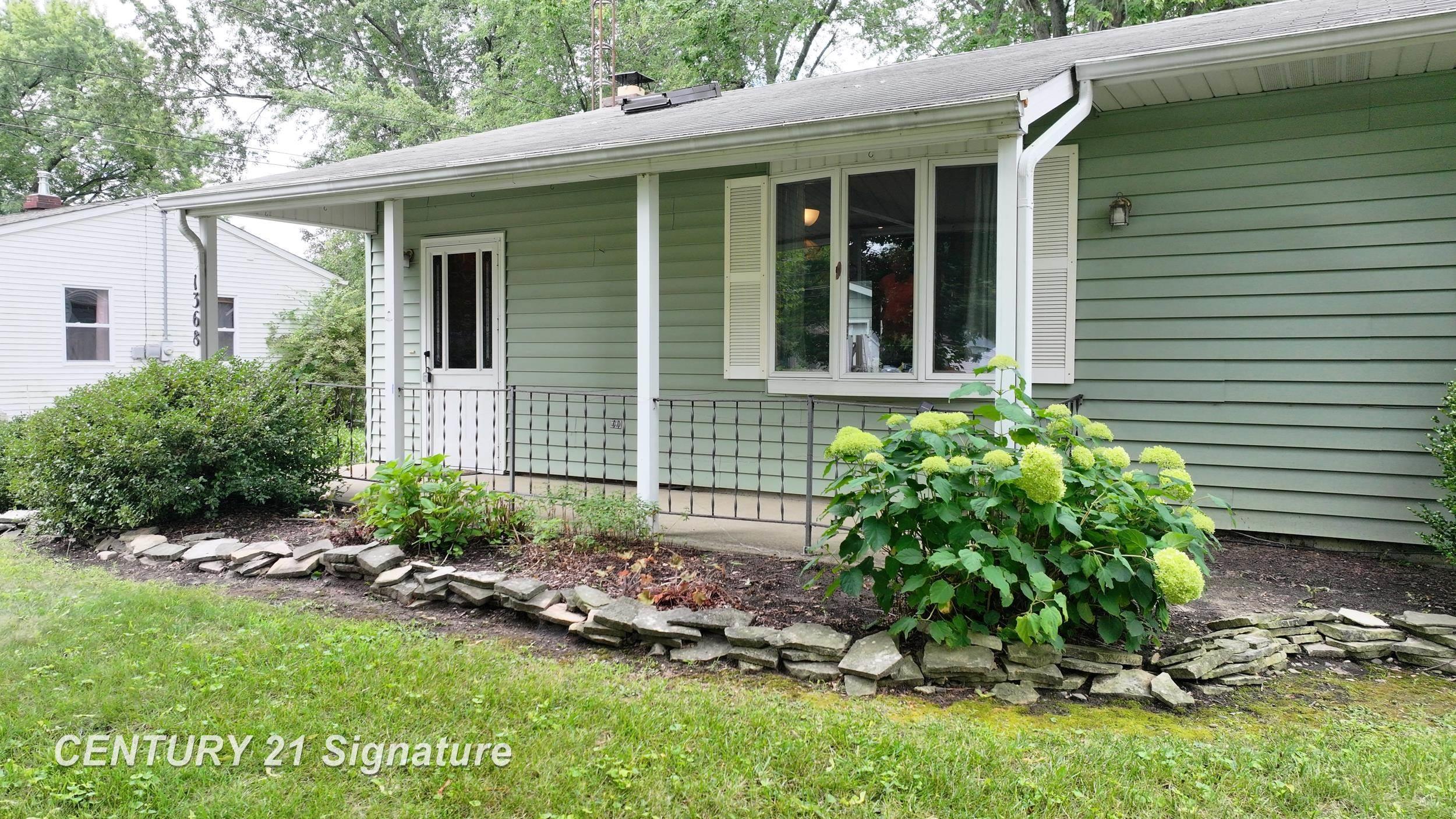 Photo 3 of Single family home for sale at 1368 Winfield Dr, Swartz Creek, MI 48473 | MLS# 5050218485 | Listing updated on 2026-09-26