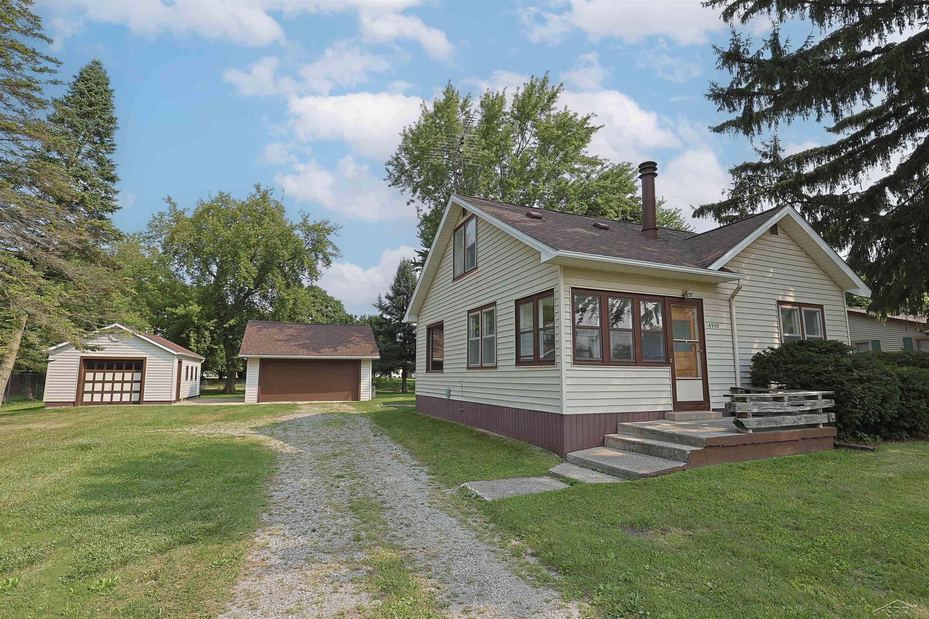 2nd image of 6930 Mccarty Rd, Saginaw, MI 48603 | MLS# 50218571
