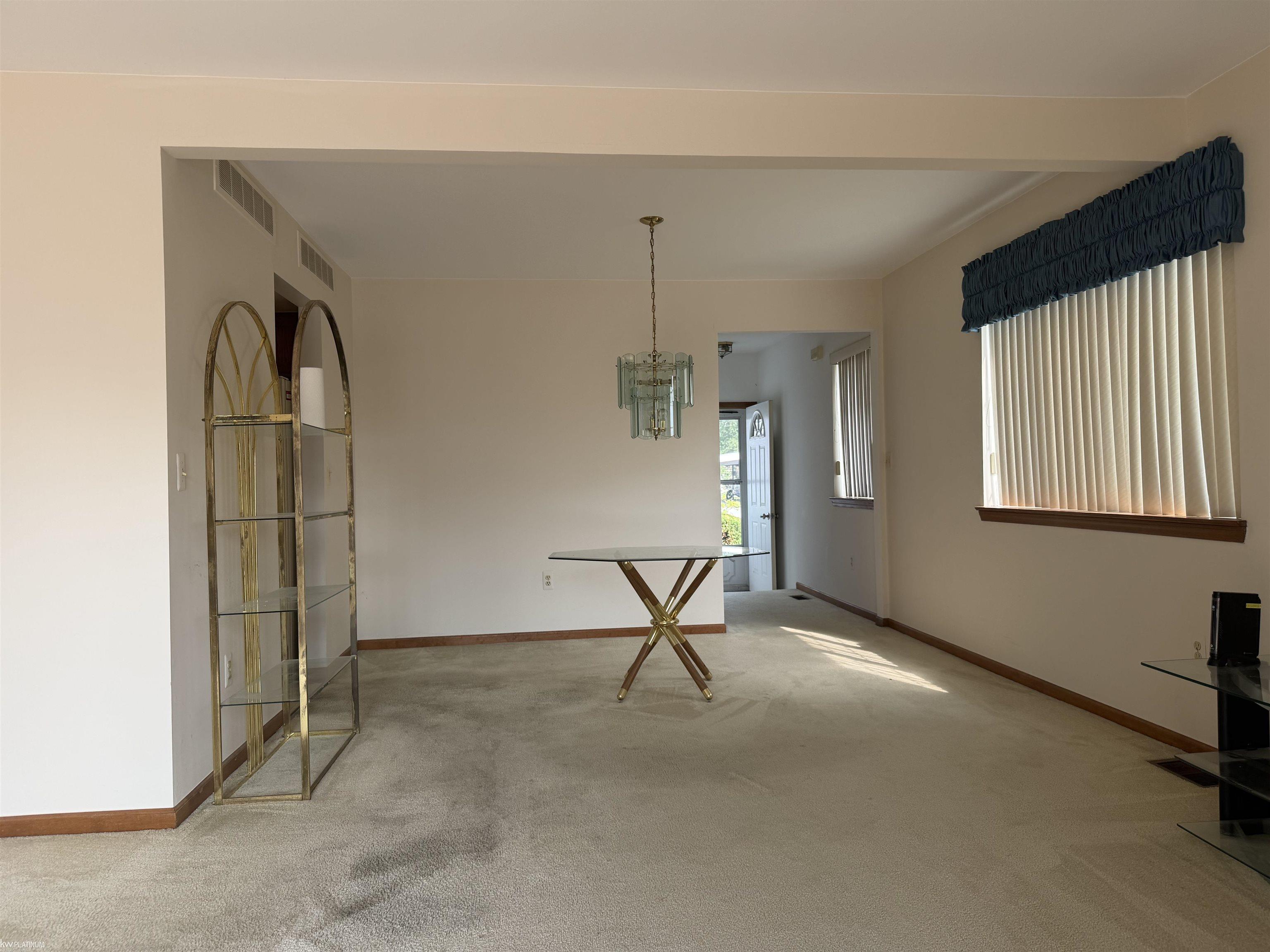 5th image of 141 Milton St, Algonac, MI 48001 | MLS# 50218579