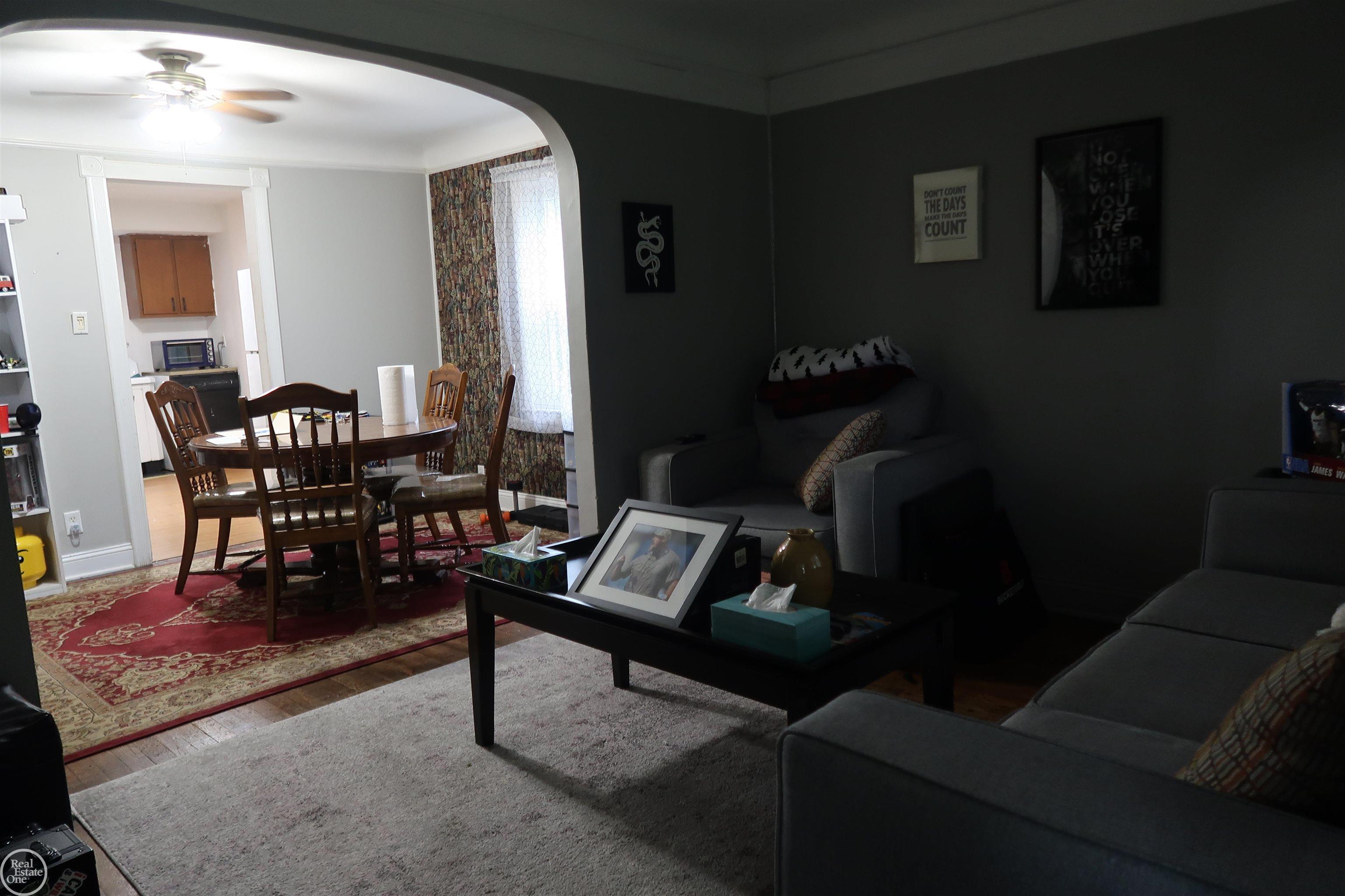 Photo 3 of Single family home for sale at 21919 Maxine St, Saint Clair Shores, MI 48080 | MLS# 58050218611 | Listing updated on 2026-09-16