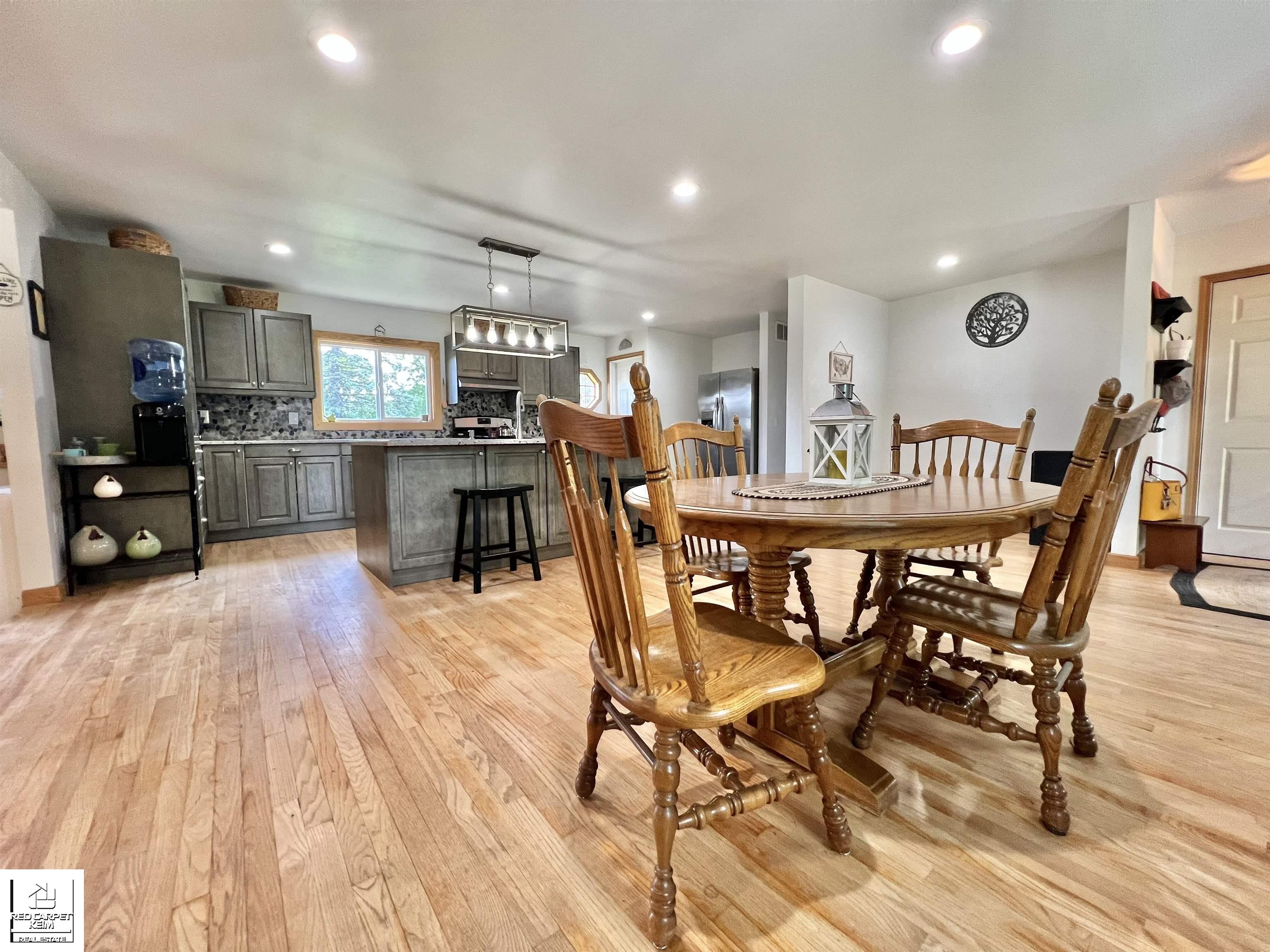 1528 Slater Road photo 6
