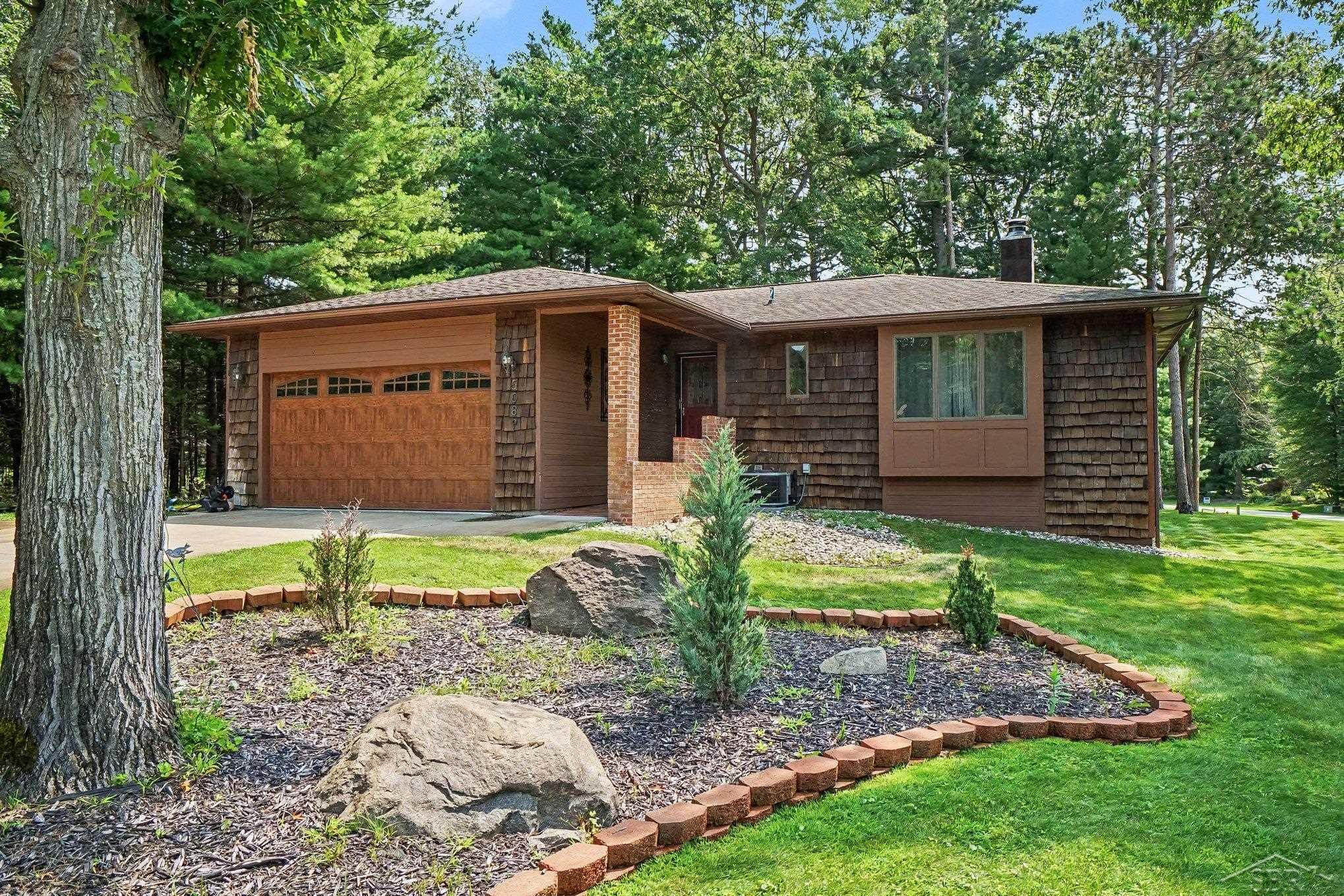 2nd image of 5089 Golfview Dr, Au Gres, MI 48703 | MLS# 50218630