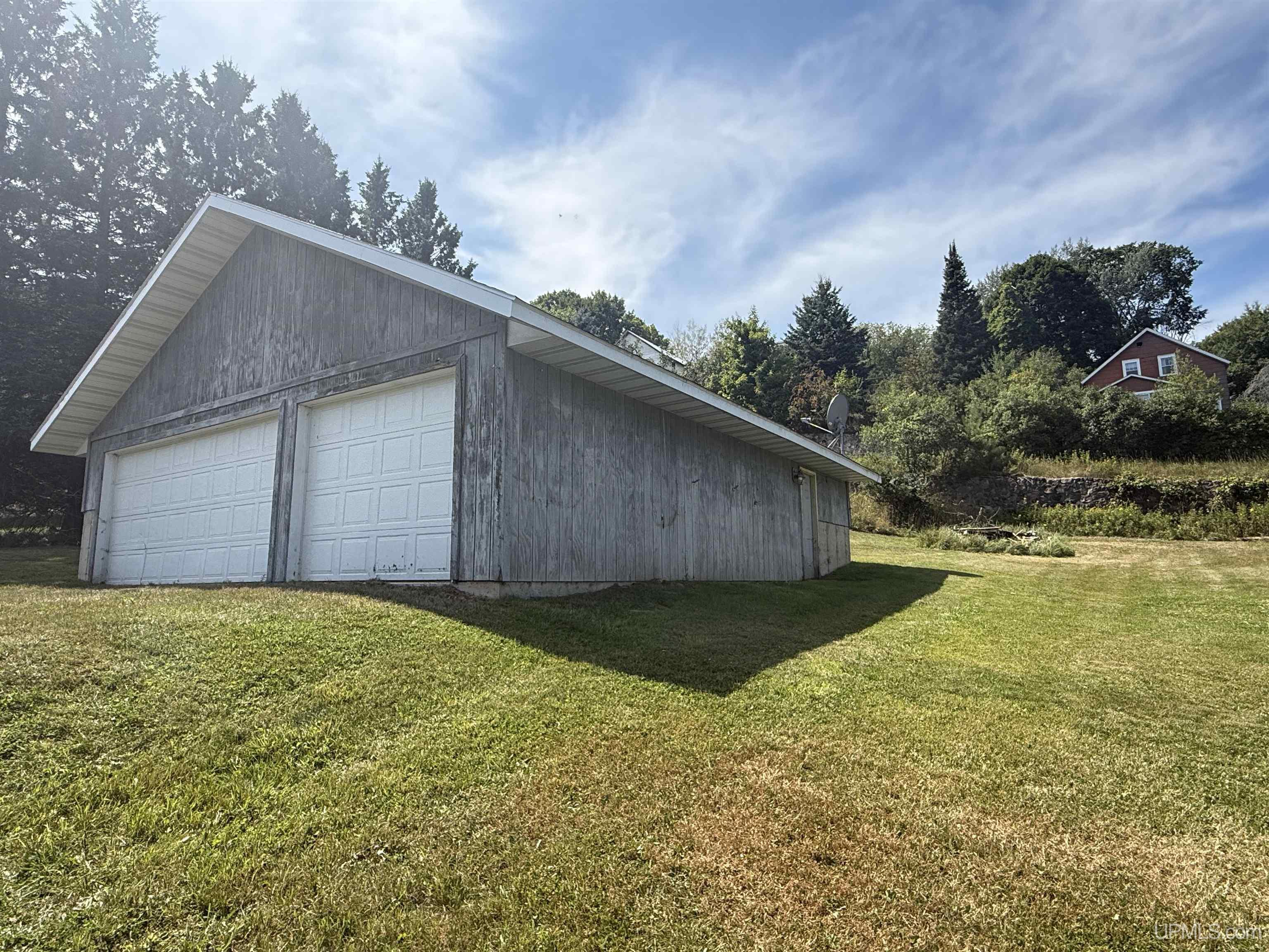 3rd image of 208 W First St, Caspian, MI 49915 | MLS# 50218638