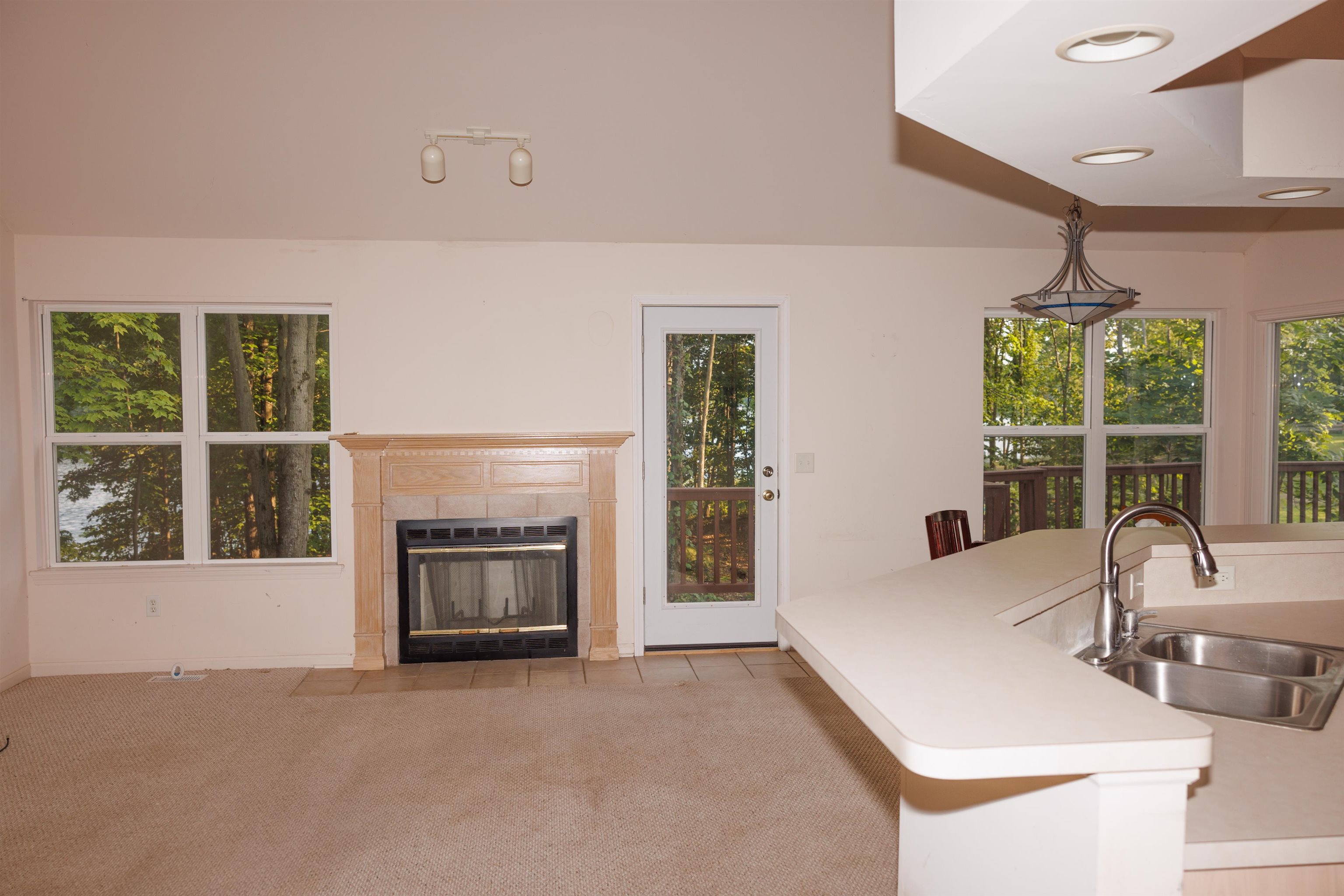 4779 Cusenza Drive photo 10