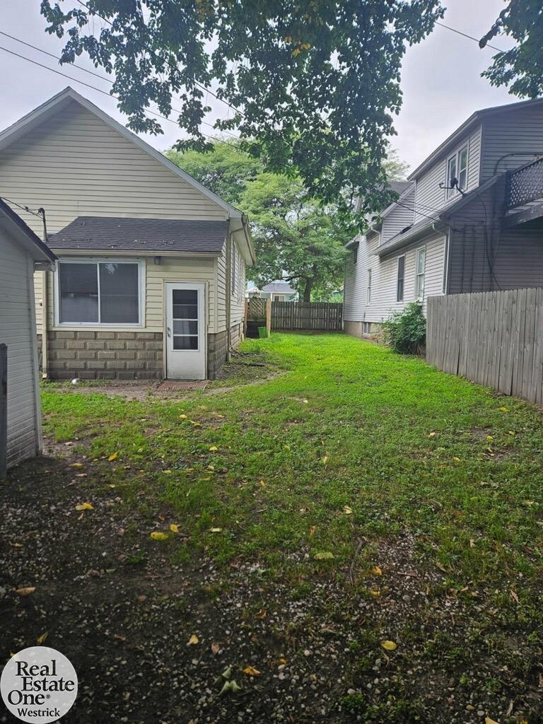 24th image of 1914 16th St, Port Huron, MI 48060 | MLS# 50218708