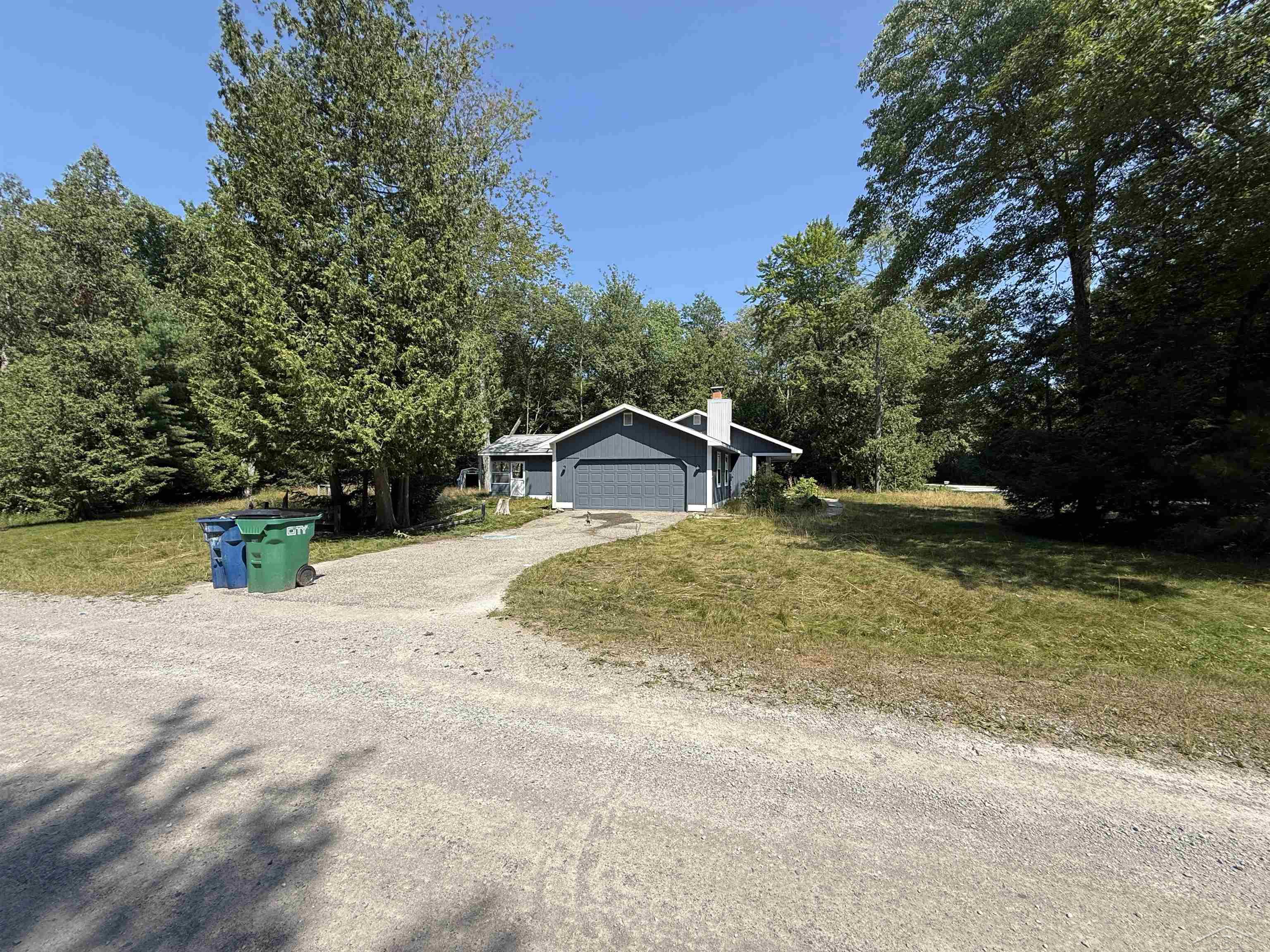 Photo 3 of Single family home for sale at 4879 Kingswood Ln, Oscoda, MI 48750 | MLS# 61050218709 | Listing updated on 2026-09-16