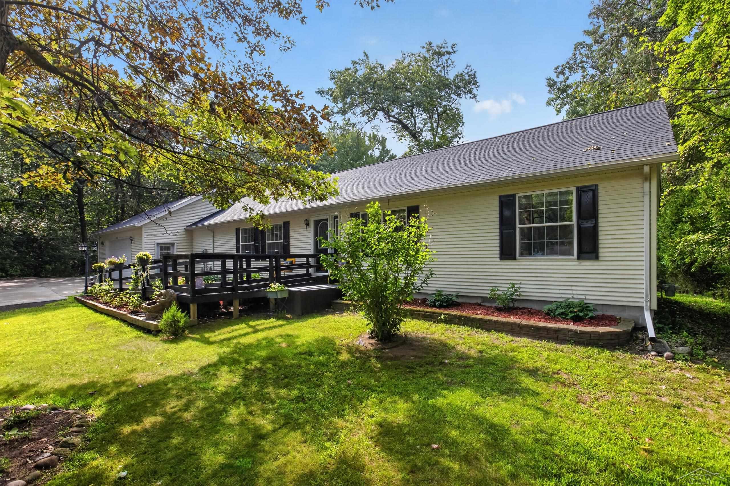 Photo 1 of Sale Pending at 340 Richards Rd, Bay City, MI 48706 | MLS# 61050218759 | Listing updated on 2026-09-15