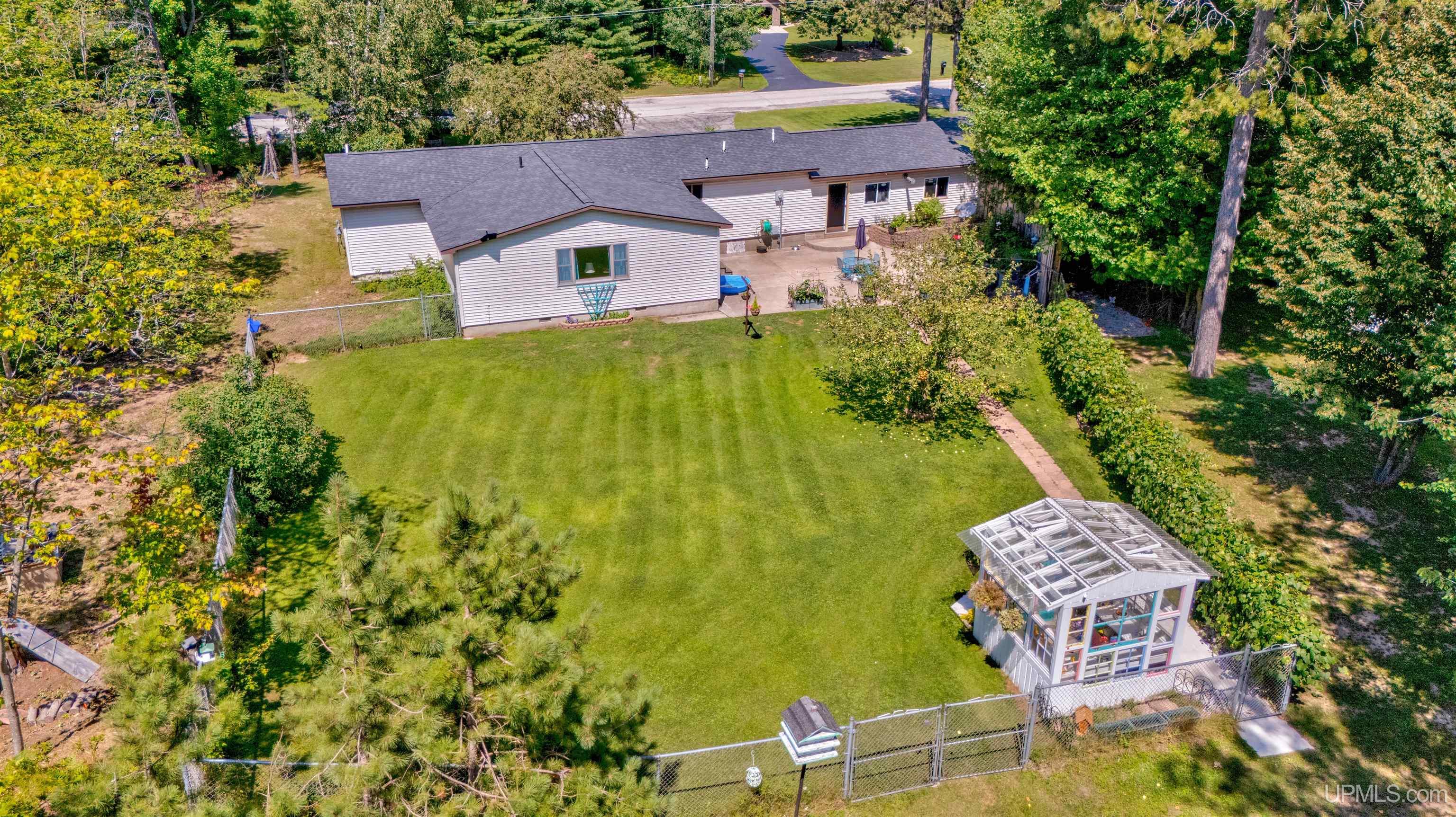 2nd image of 7645 W Riverview Dr, Manistique, MI 49854 | MLS# 50218766