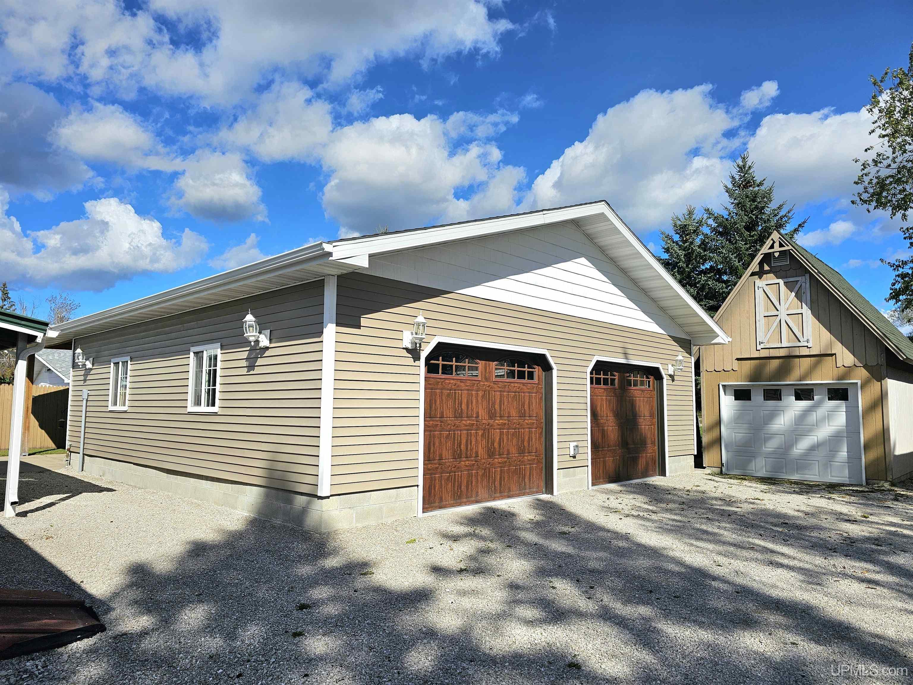 3rd image of 224 N Fifth St, Manistique, MI 49854 | MLS# 50218770