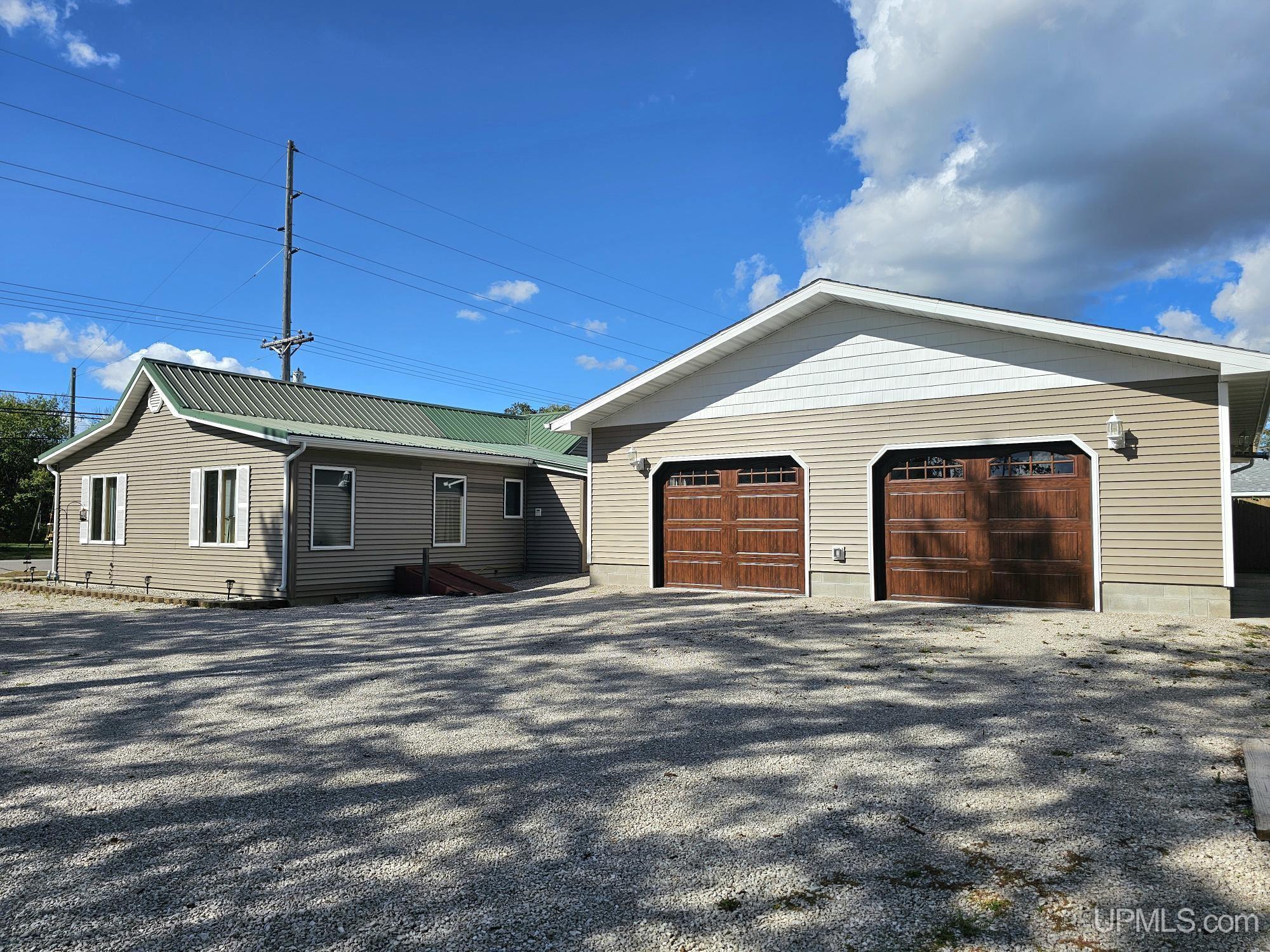 4th image of 224 N Fifth St, Manistique, MI 49854 | MLS# 50218770