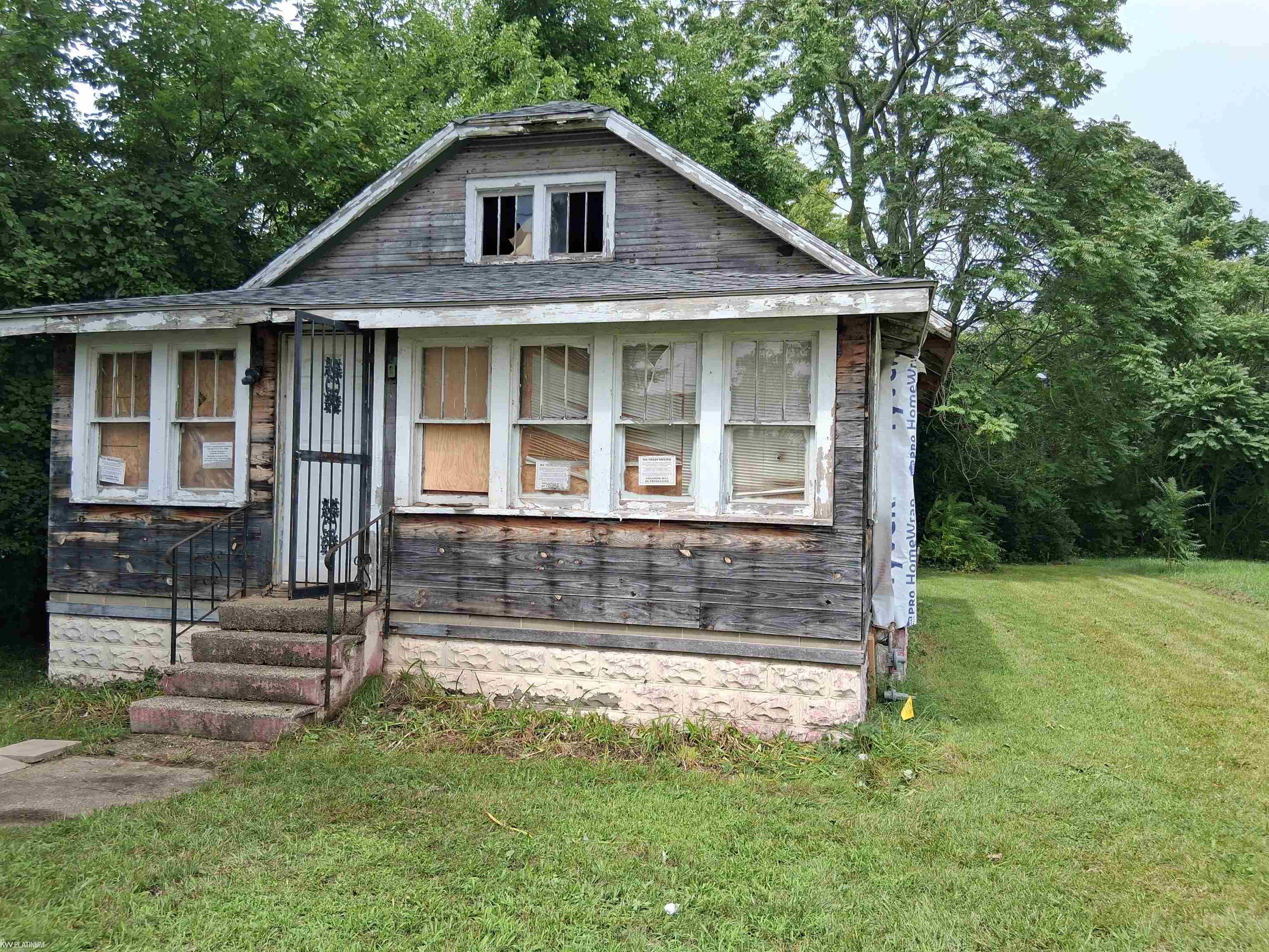 1st image of 1177 Highland Ave, Benton Harbor, MI 49022 | MLS# 50218778