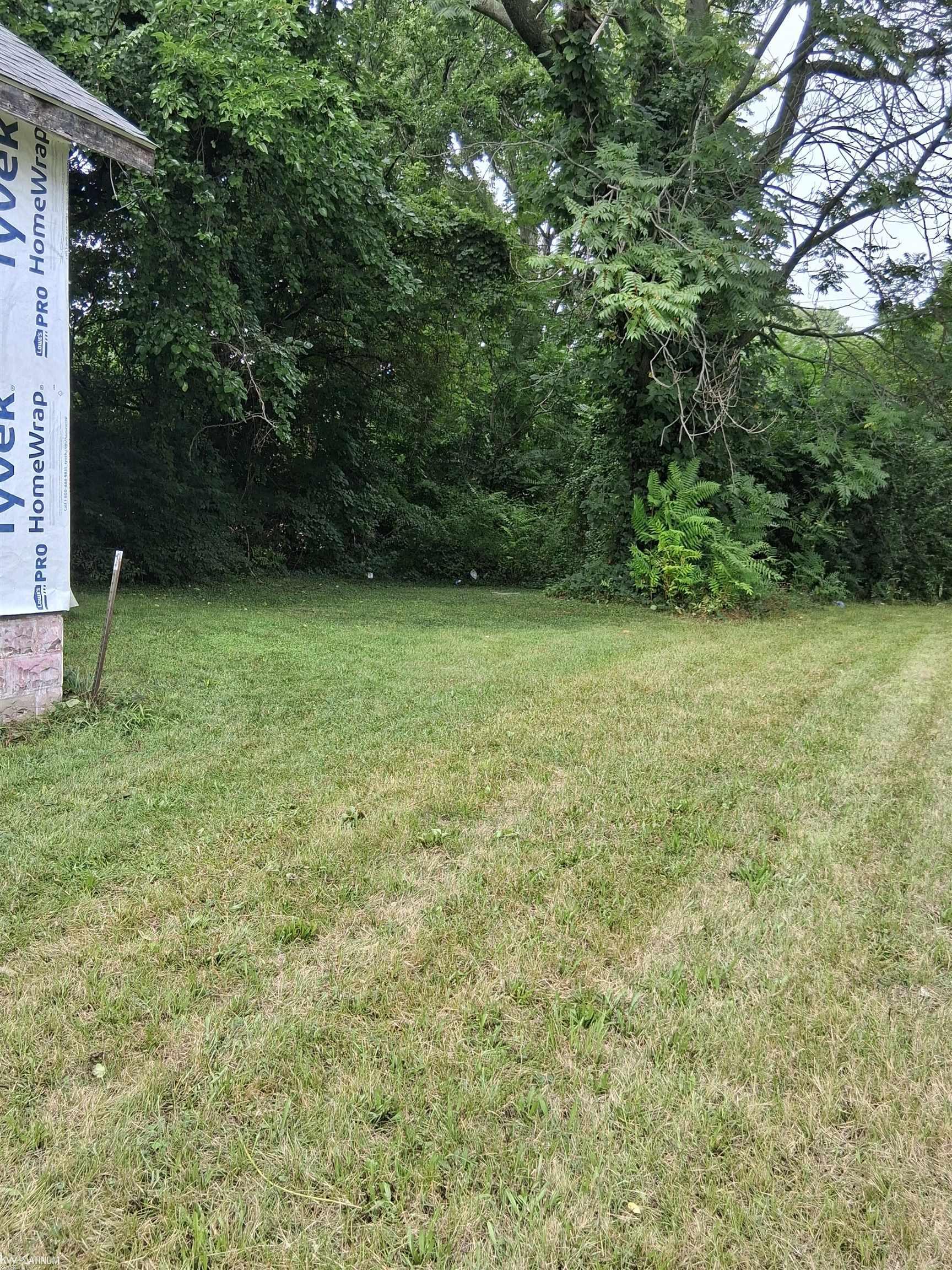 3rd image of 1177 Highland Ave, Benton Harbor, MI 49022 | MLS# 58050218778