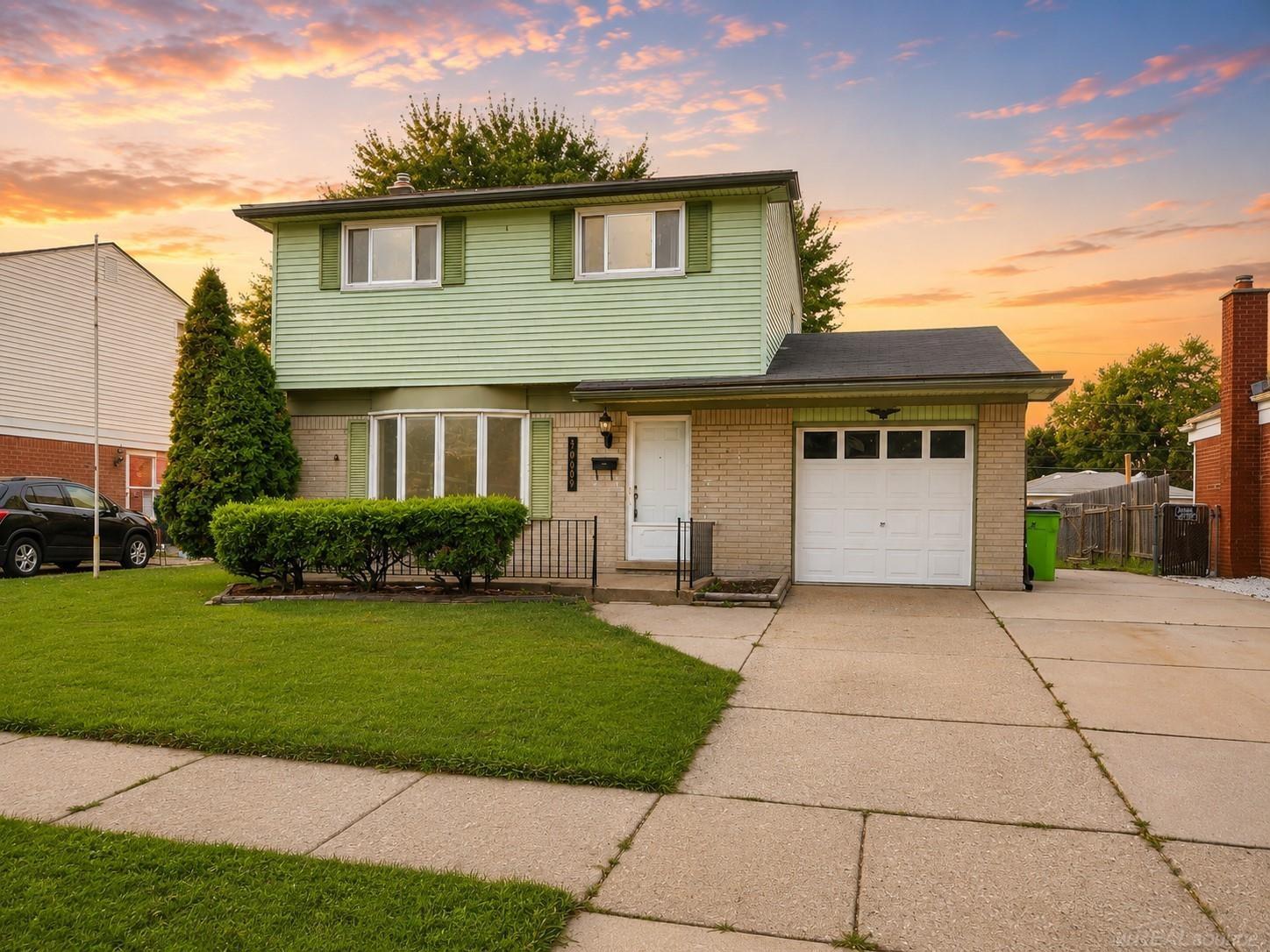 1st image of 30605 Hennigan St, Roseville, MI 48066 | MLS# 50218793