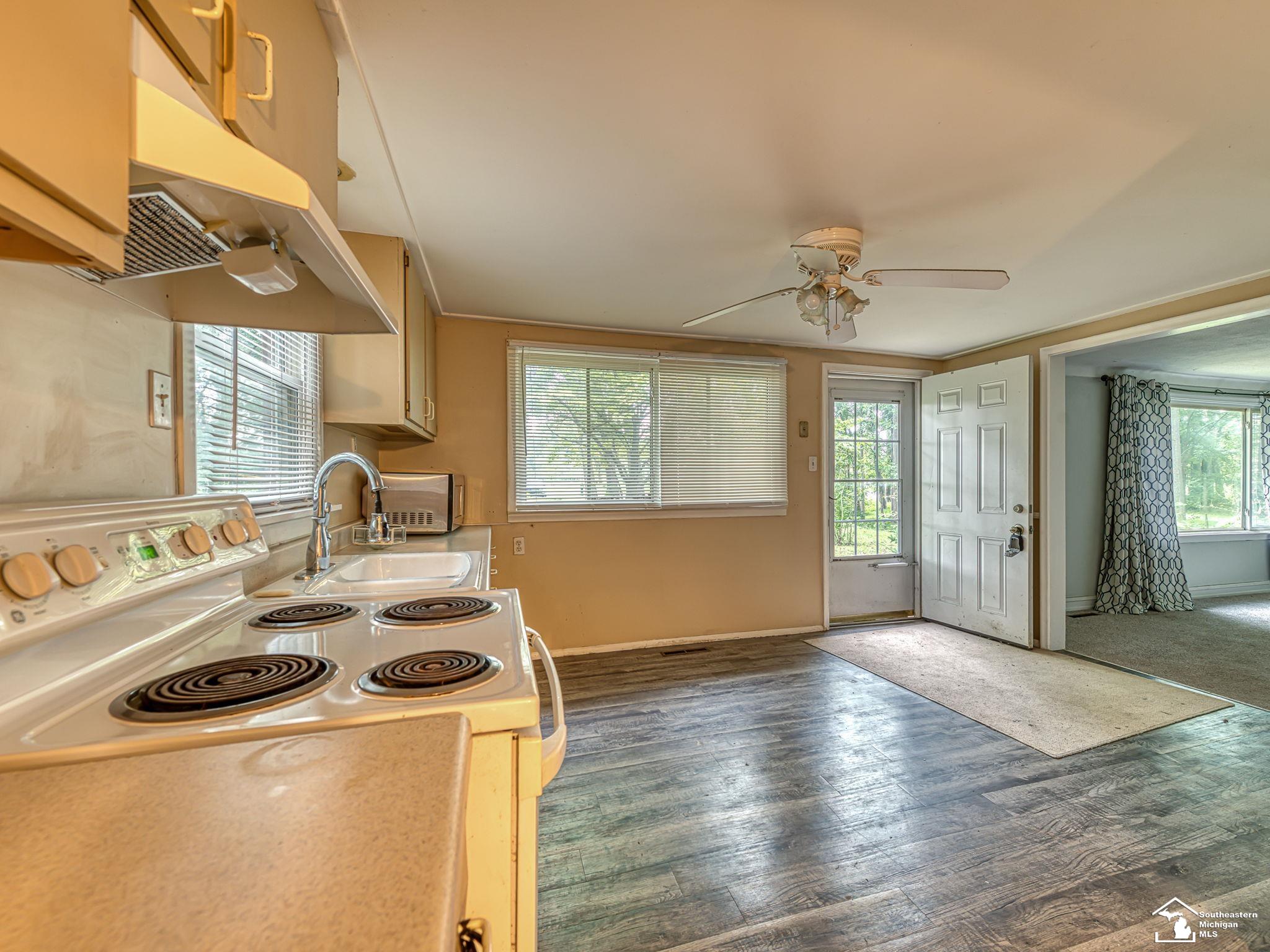 5th image of 3198 W Sterns Rd, Lambertville, MI 48144 | MLS# 50218803