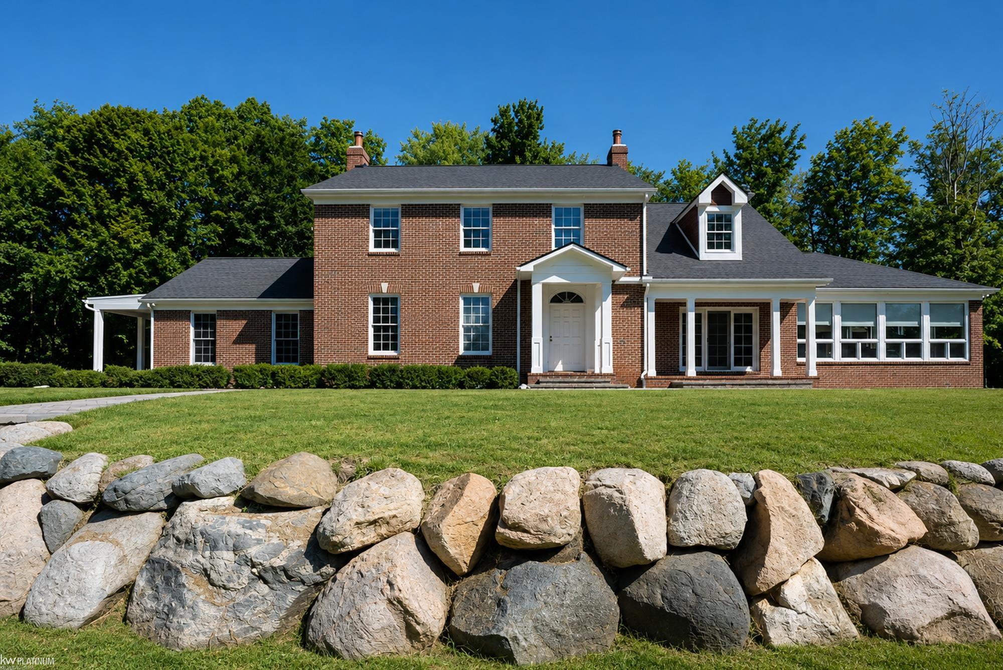 2401 E Brocker Road