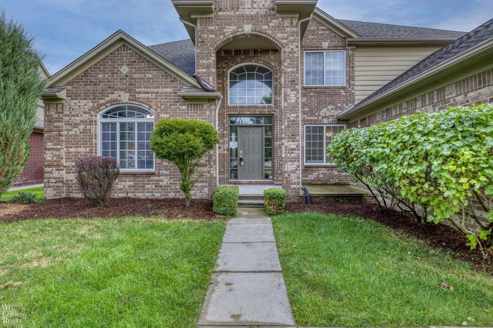 Photo 2 of Single family home for sale at 39710 W Offshore Dr, Harrison Township, MI 48045 | MLS# 50218821 | Listing updated on 2026-09-04