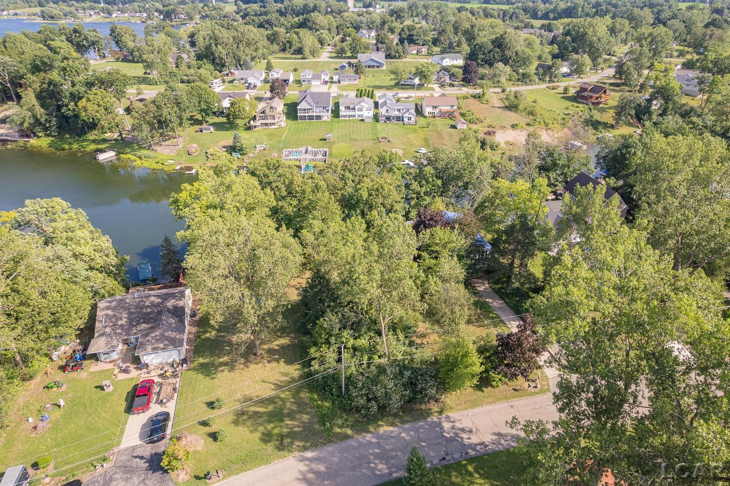 2nd image of 10801 Woodbrook Dr, Cement City, MI 49233 | MLS# 50218865