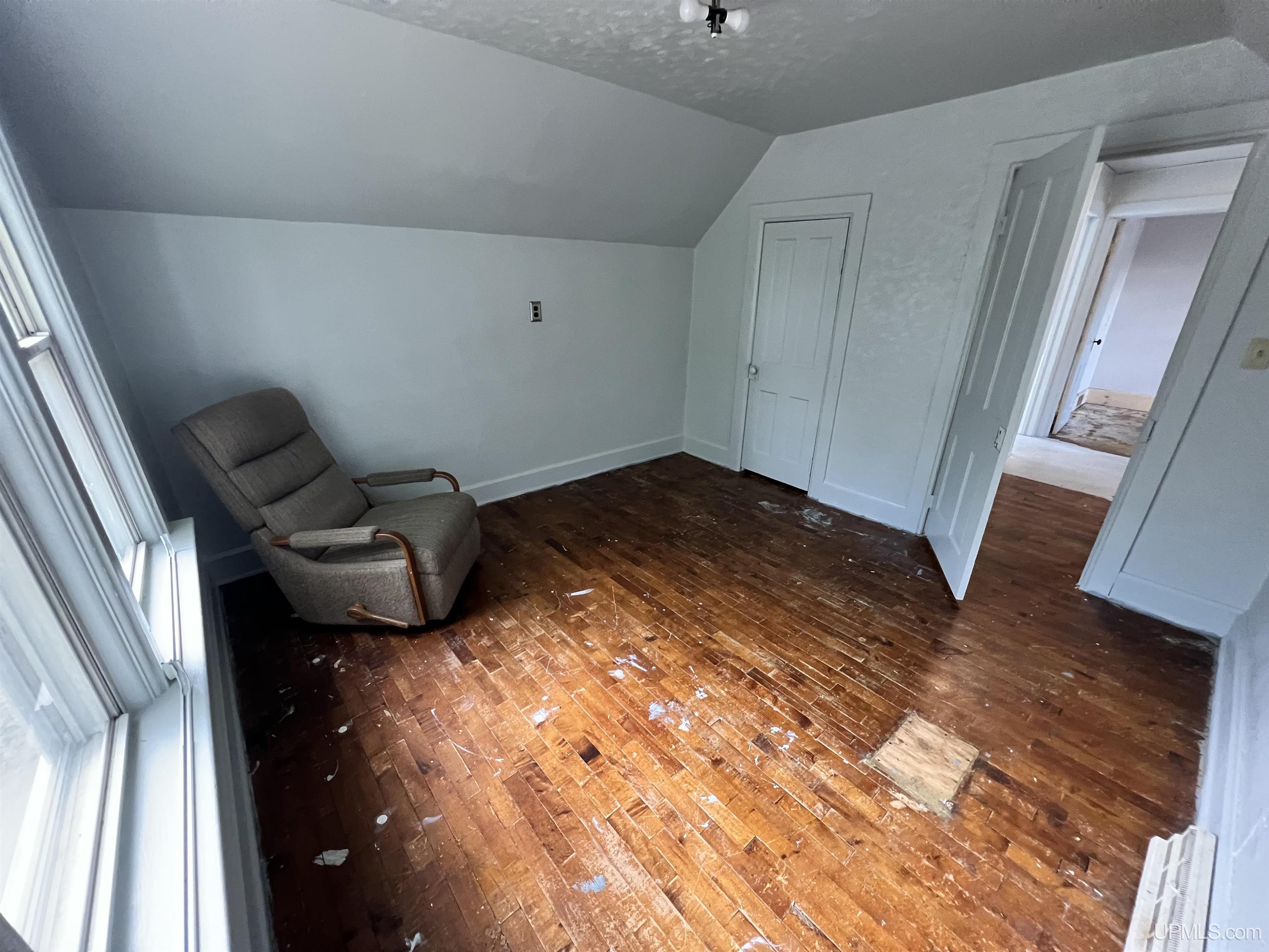 715 Brown Street