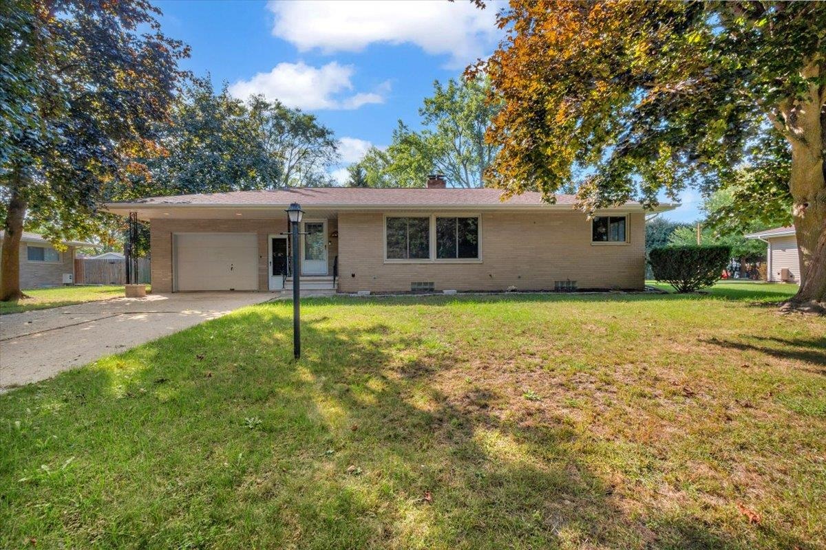 Photo 2 of Single family home for sale at 5434 Christena Rd, Bay City, MI 48706 | MLS# 5050218869 | Listing updated on 2026-09-16