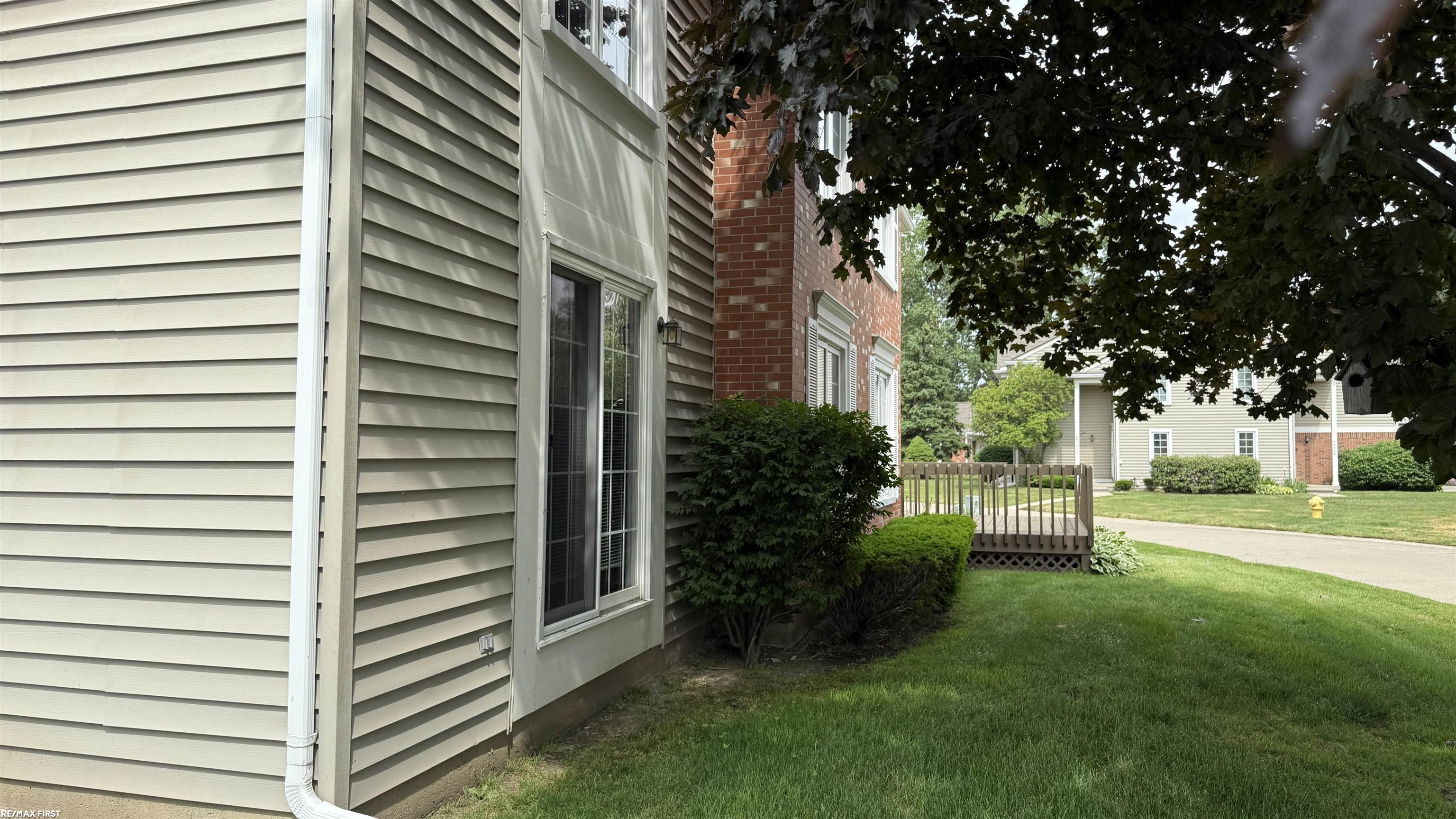 Photo 2 of Condo for sale at 37515 Stonegate Cir, Clinton Township, MI 48036 | MLS# 58050218910 | Listing updated on 2026-09-17