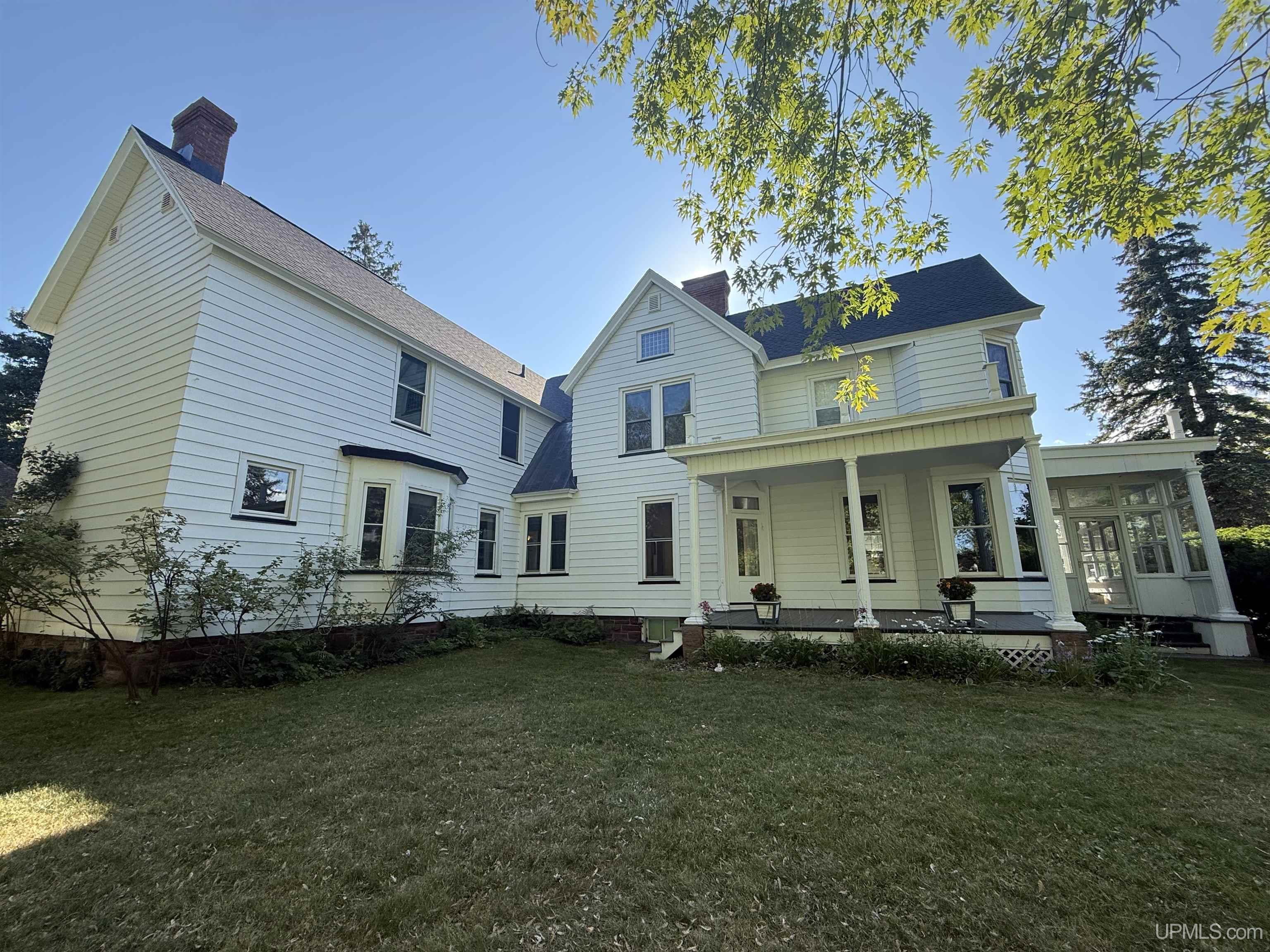 4th image of 422 E Ohio St, Marquette, MI 49855 | MLS# 50218913