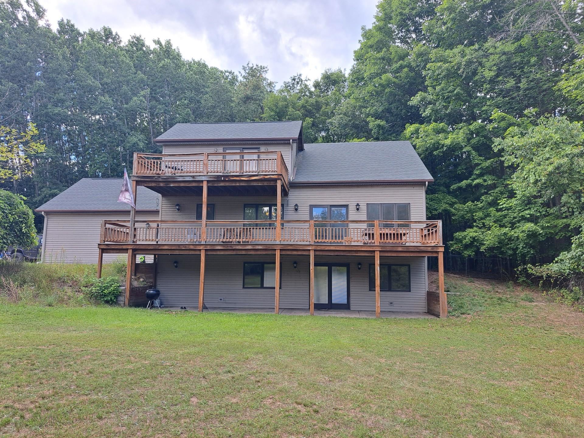 1st image of 401 Mill St, Farwell, MI 48622 | MLS# 50218934