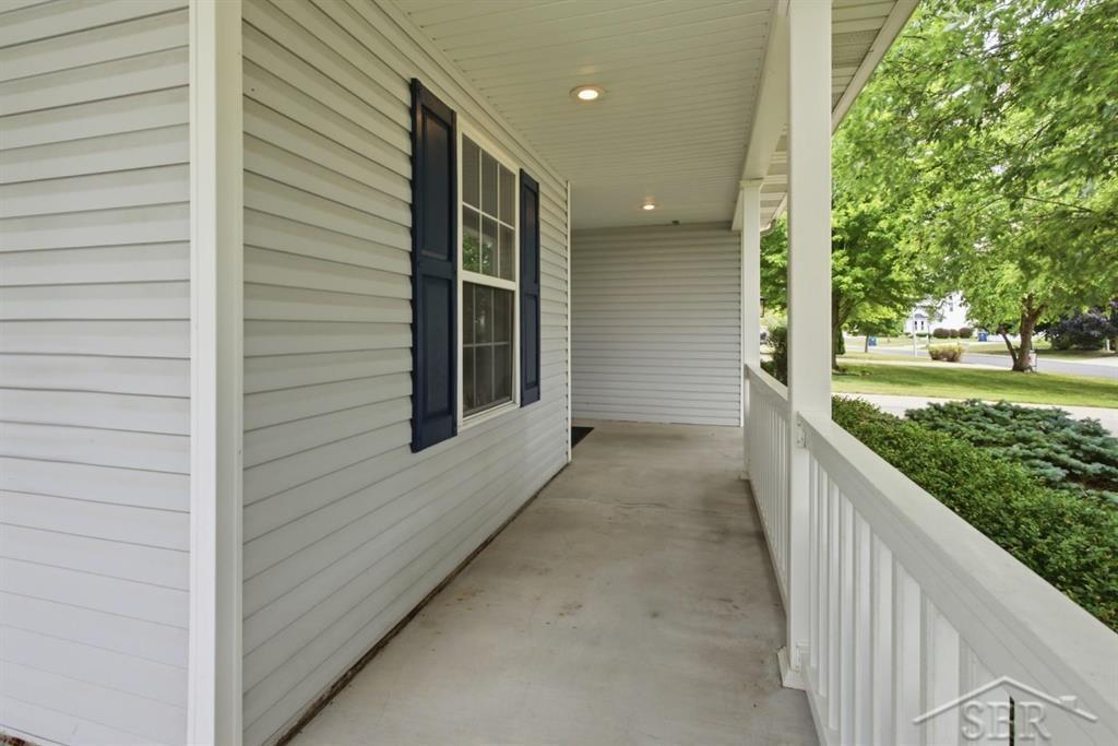 4th image of 11382 August Ln, Freeland, MI 48623 | MLS# 61050218935