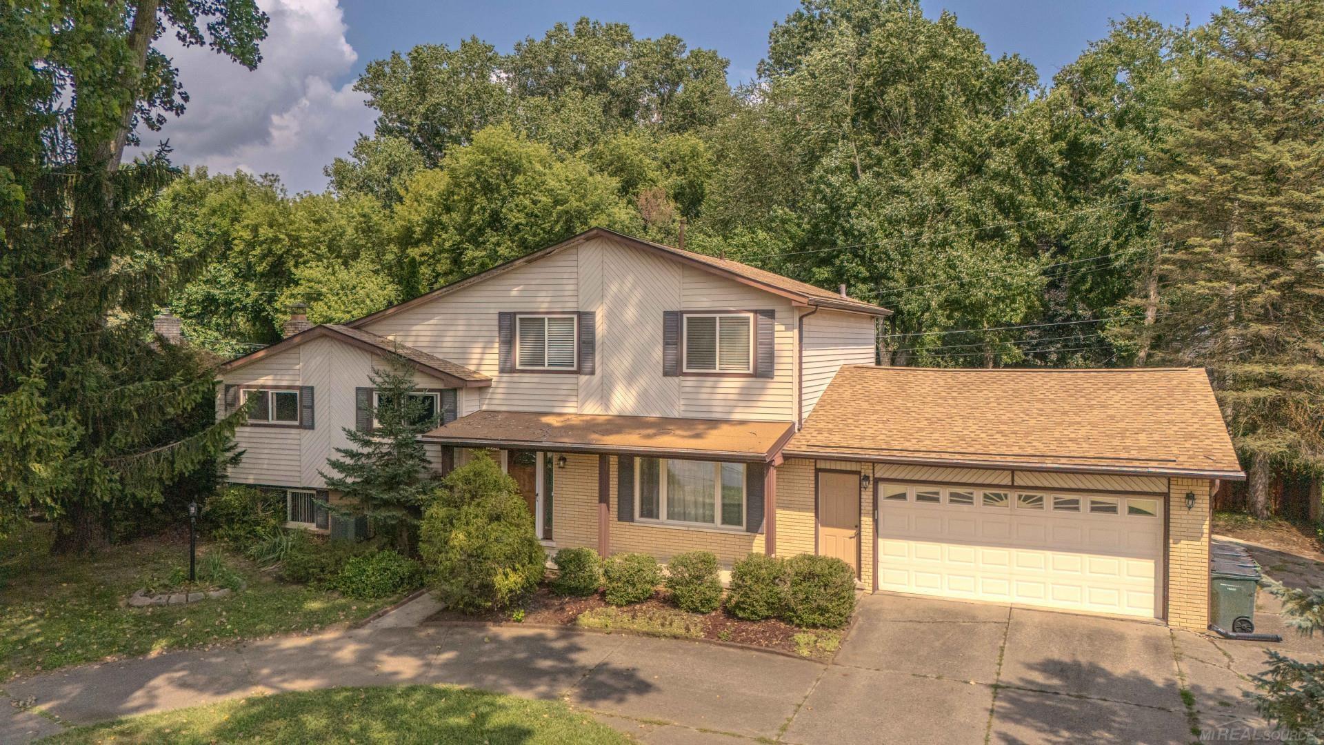 2nd image of 53346 Ruann Dr, Shelby Township, MI 48316 | MLS# 58050218958