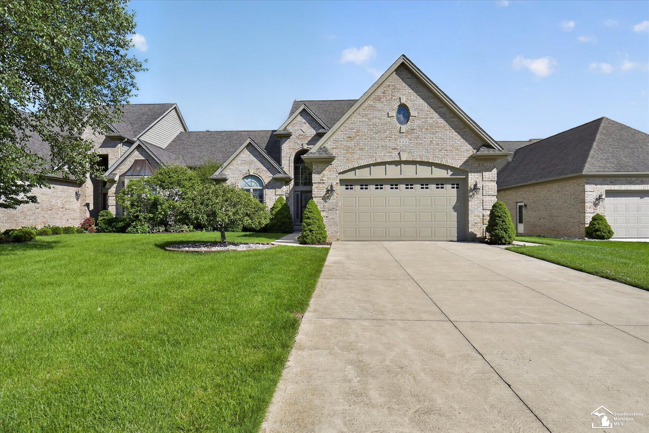 2nd image of 945 Saint James Park Ave, Monroe, MI 48161 | MLS# 57050218962