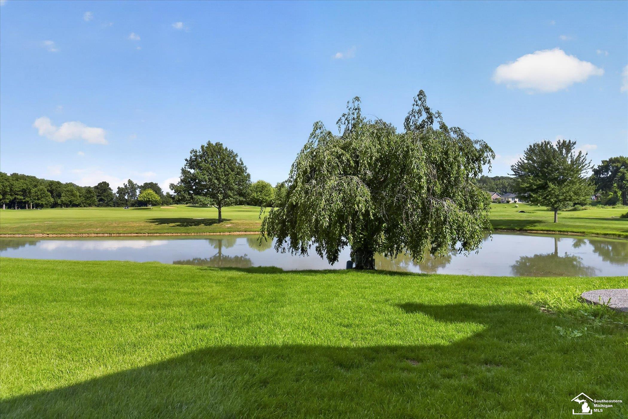 46th image of 945 Saint James Park Ave, Monroe, MI 48161 | MLS# 57050218962