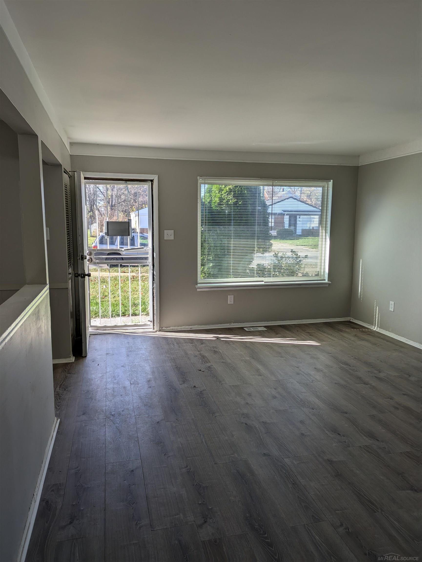 4th image of 4344 Springle St, Detroit, MI 48215 | MLS# 58050218976