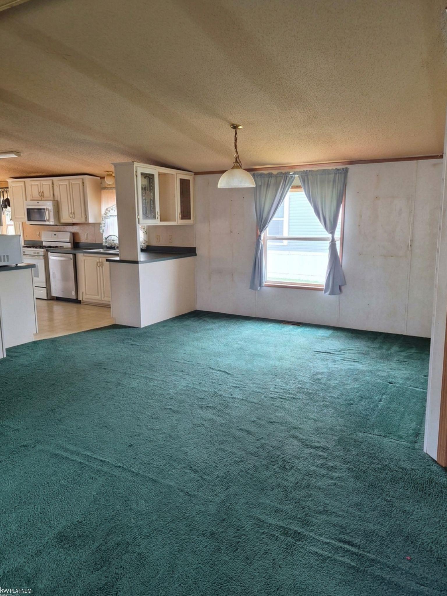 5th image of 366 Diamond Cir, Whitmore Lake, MI 48189 | MLS# 50218989