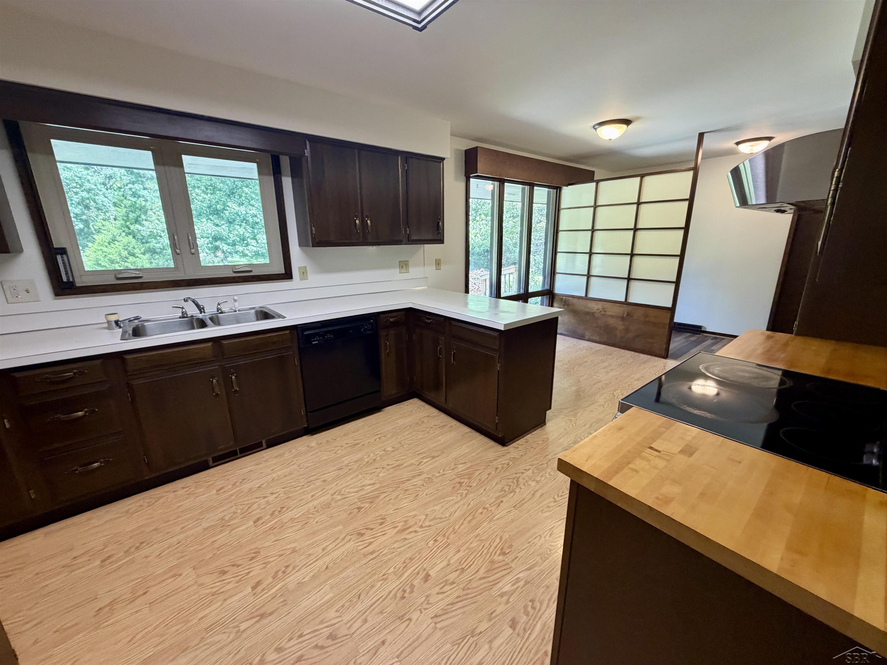 3rd image of 12215 Scott Rd, Freeland, MI 48623 | MLS# 50219021