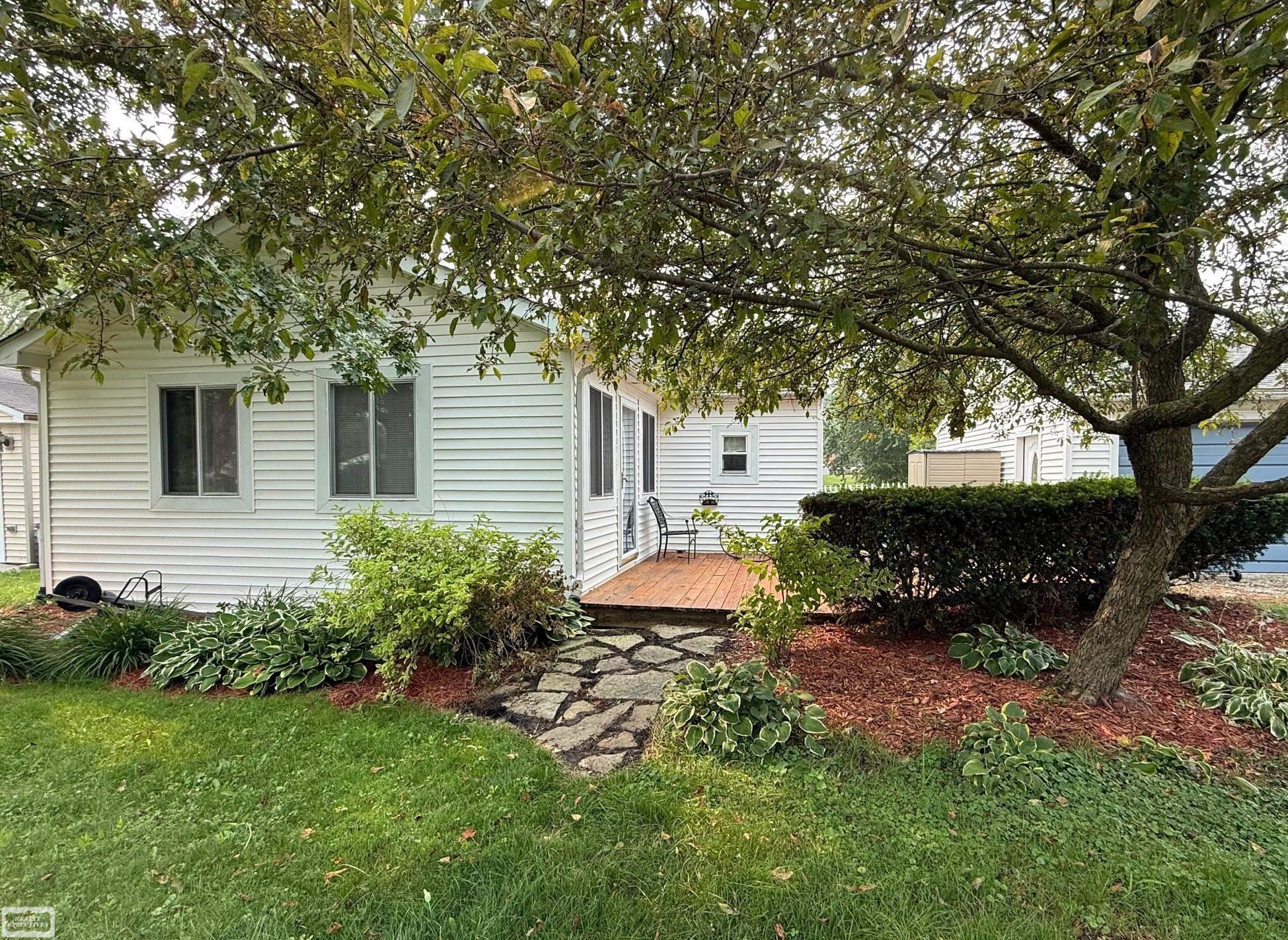 3rd image of 5378 Orchard Dr, East China, MI 48054 | MLS# 50219038