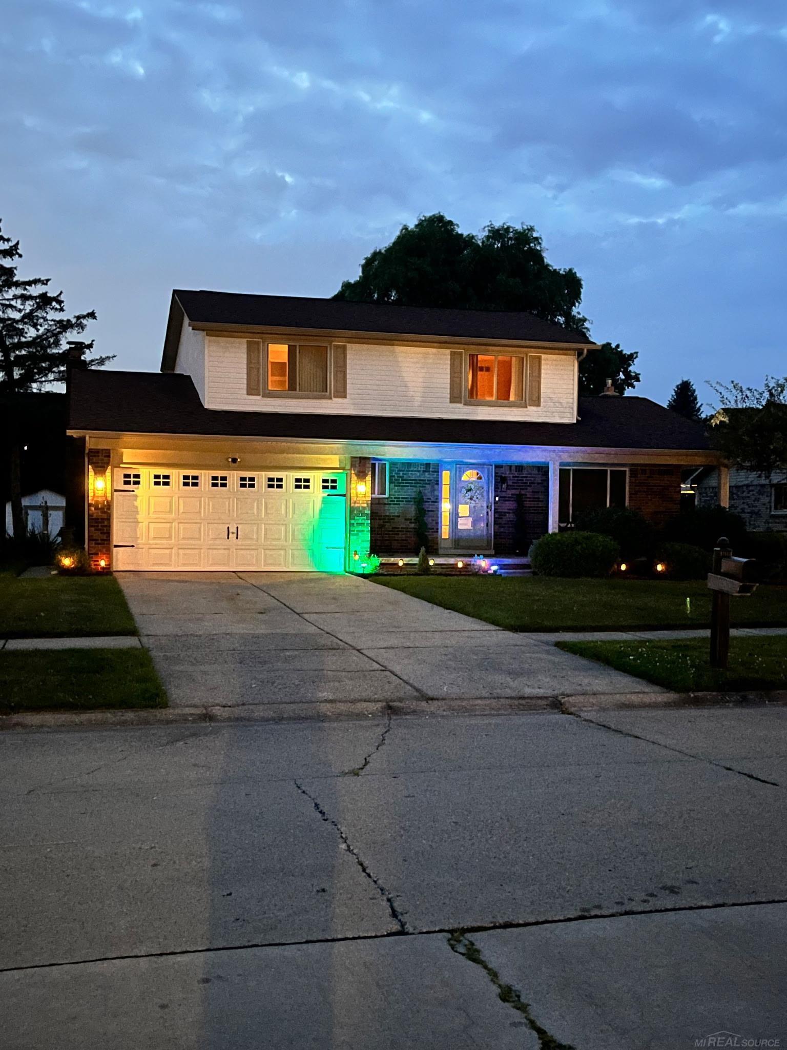 Photo 2 of Single family home for sale at 51569 Johns Dr, Chesterfield, MI 48047 | MLS# 58050219039 | Listing updated on 2026-09-16