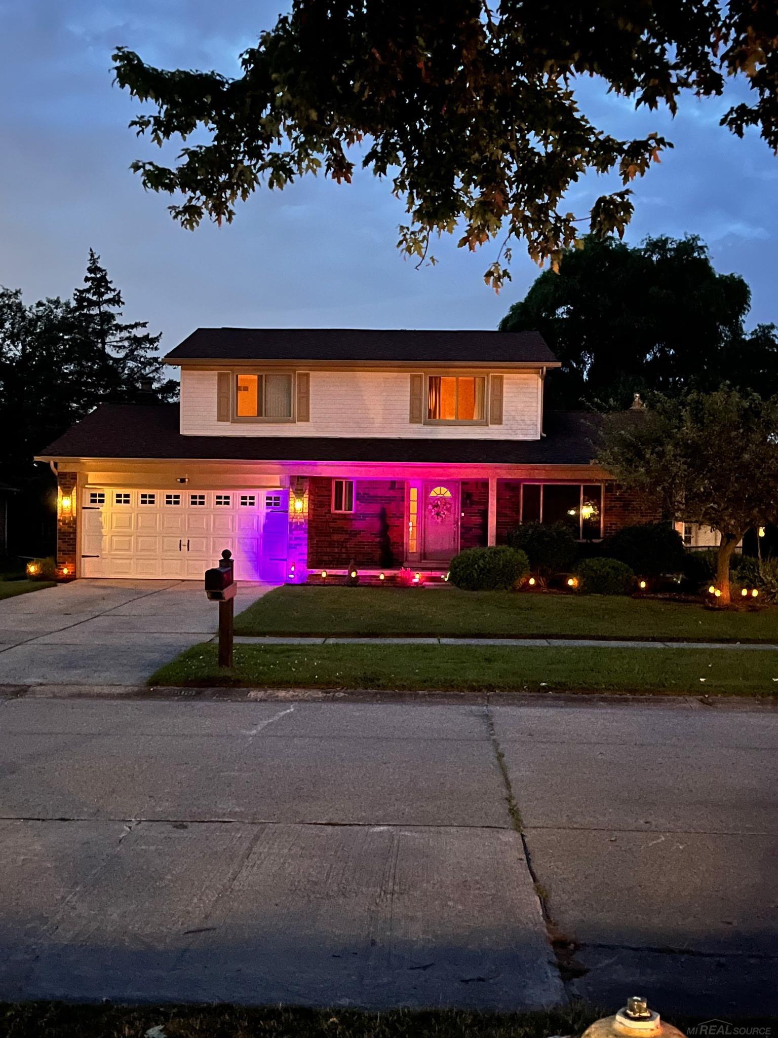 Photo 3 of Single family home for sale at 51569 Johns Dr, Chesterfield, MI 48047 | MLS# 58050219039 | Listing updated on 2026-09-16