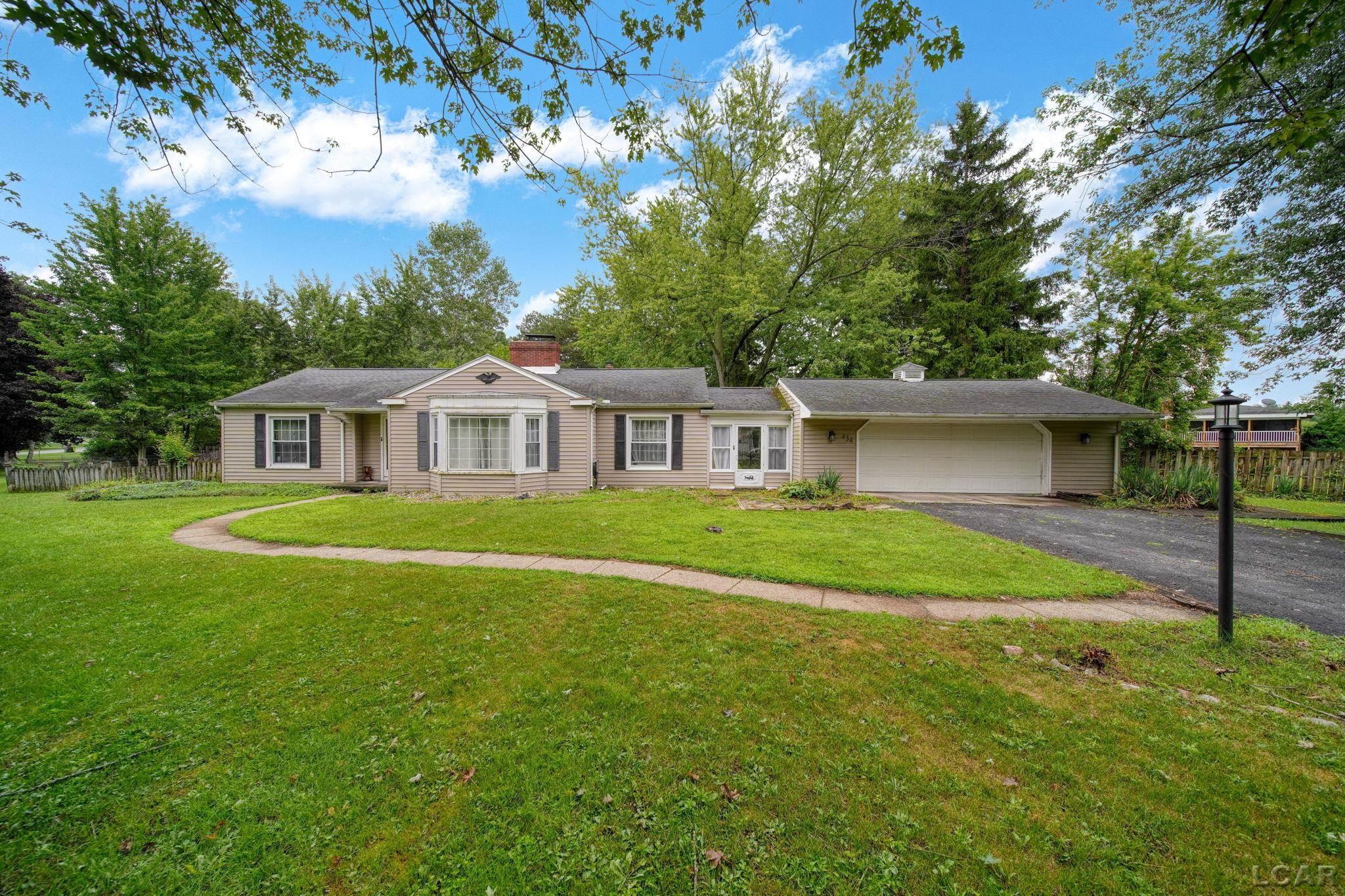 2nd image of 434 W Westwood Dr, Adrian, MI 49221 | MLS# 50219067