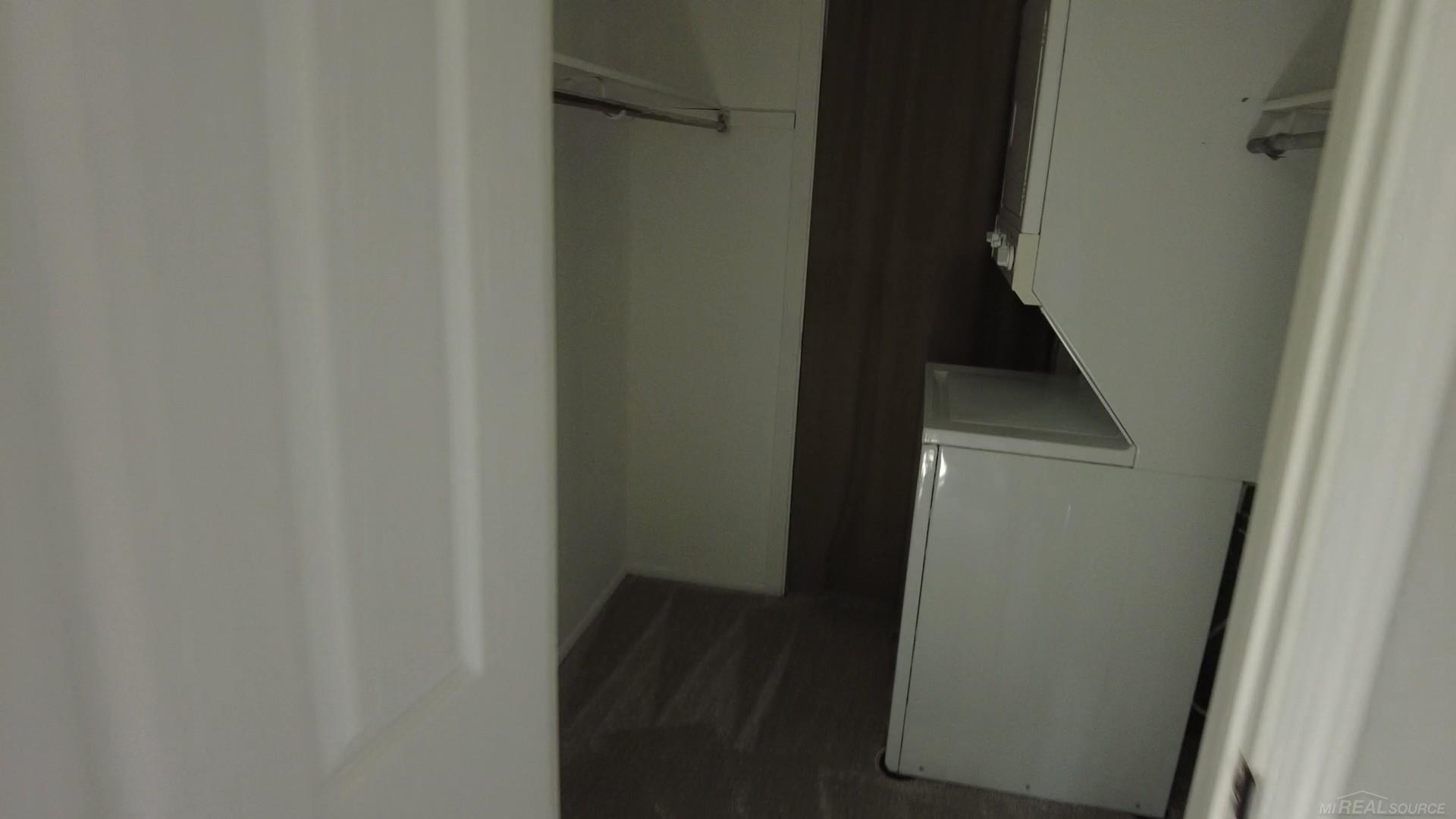 15th image of 5400 Maple Ridge Rd #15, Haslett, MI 48840 | MLS# 50219081
