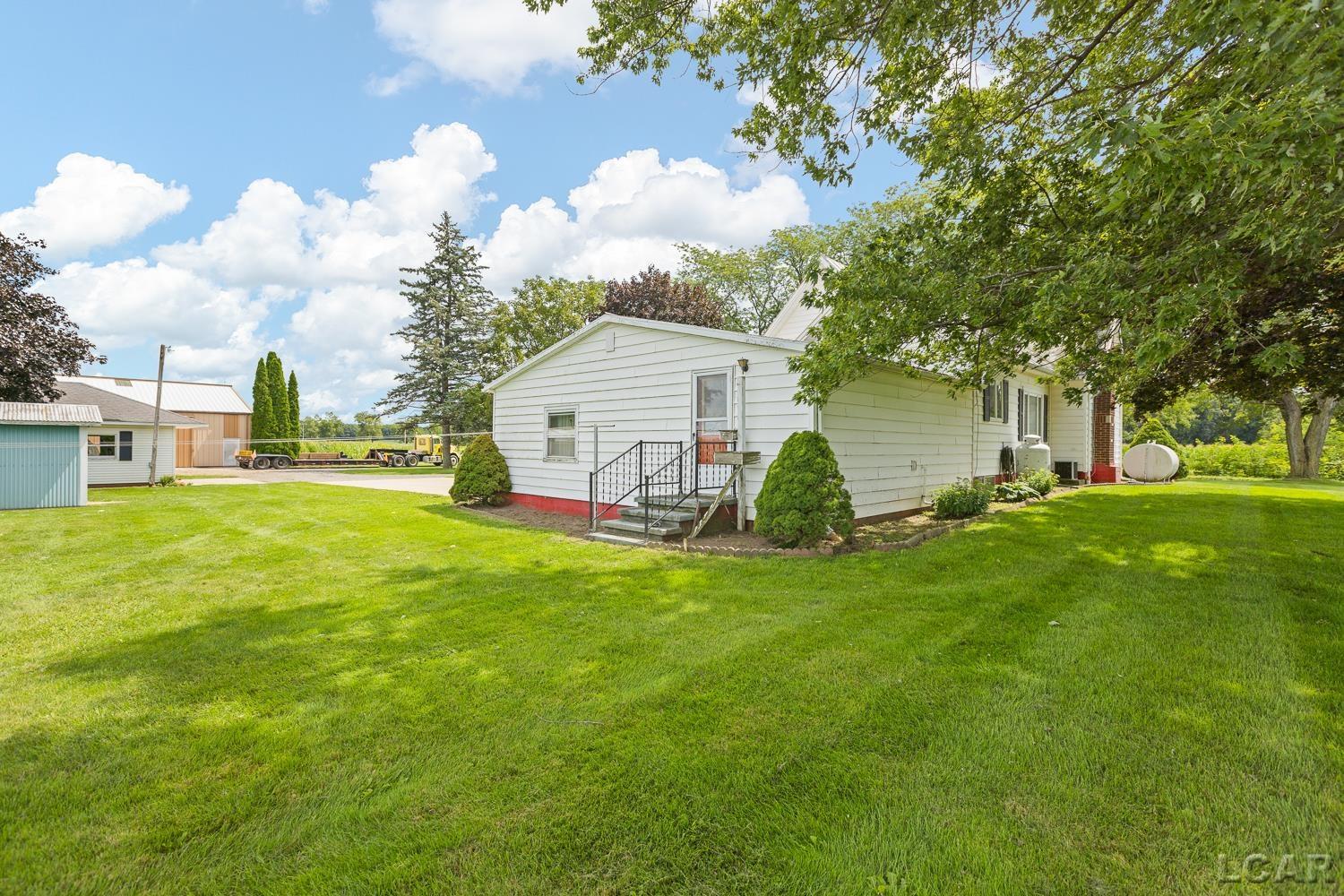 4th image of 8720 Buckeye Rd, Waldron, MI 49288 | MLS# 50219082