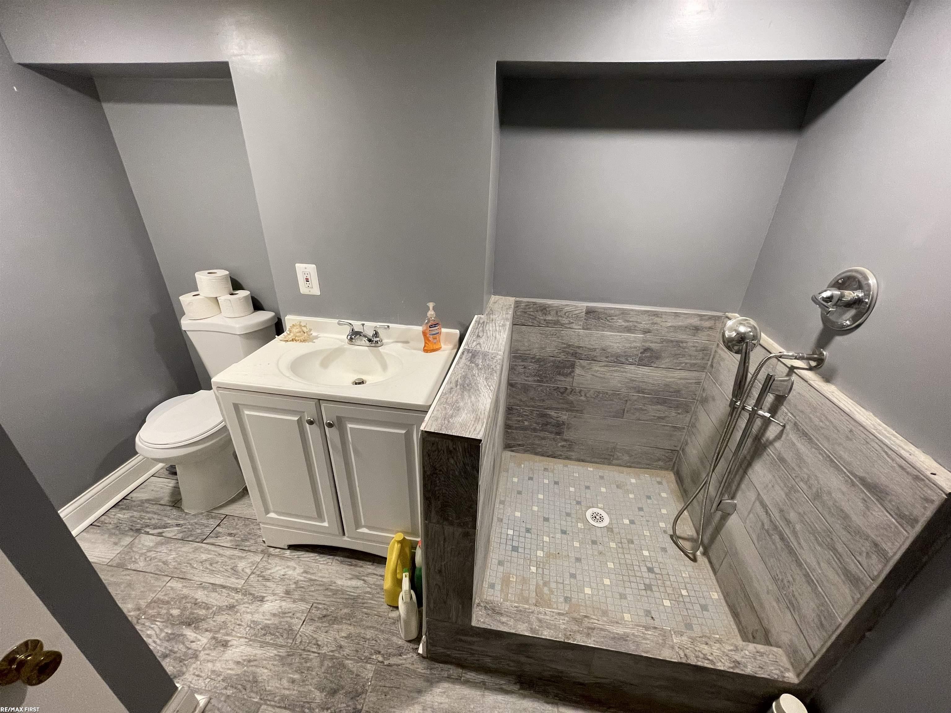 28th image of 36851 Maas Dr, Sterling Heights, MI 48312 | MLS# 58050219088