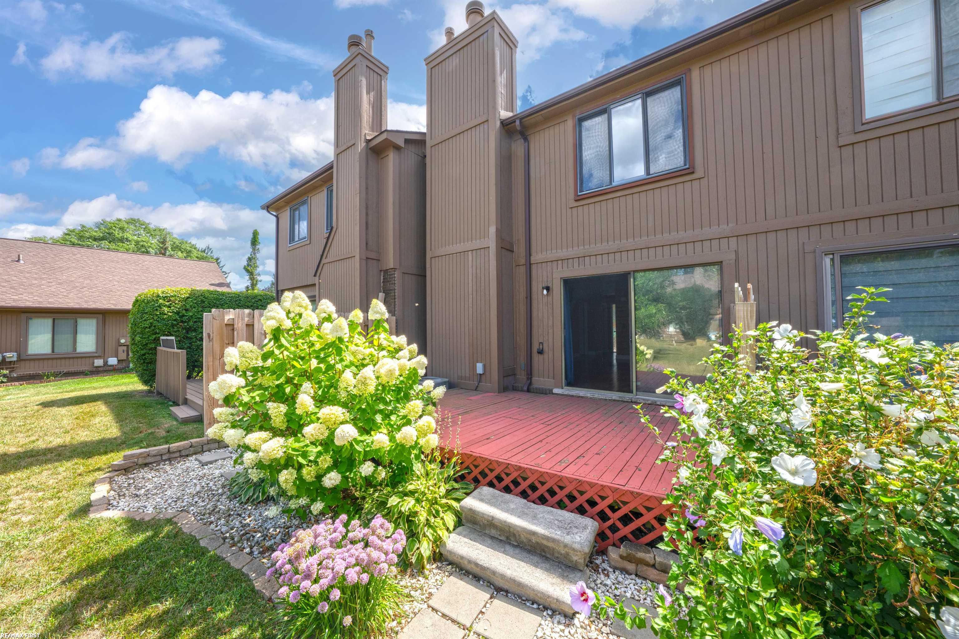 2nd image of 8224 Clay Court Court #11, Sterling Heights, MI 48313 | MLS# 50219108