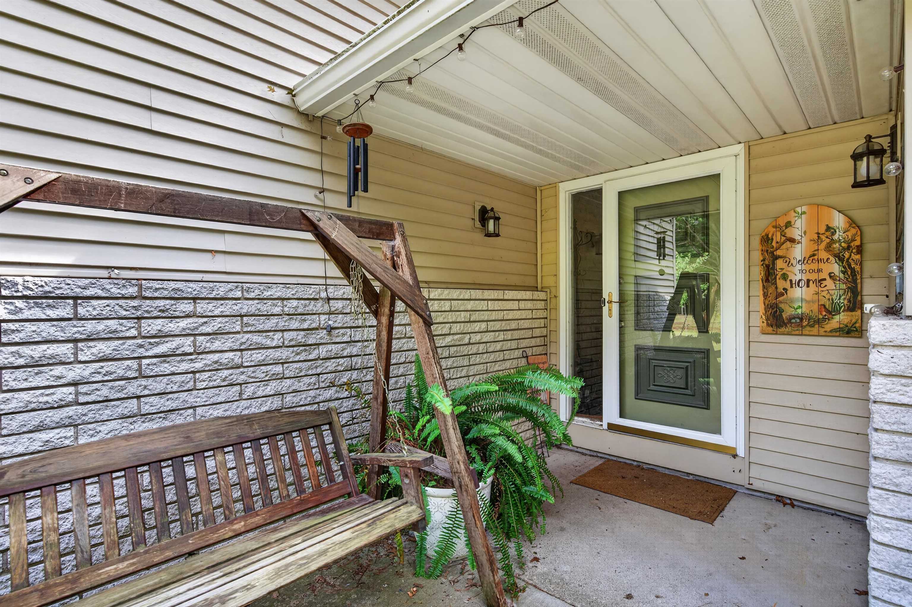 3rd image of 615 W Cole Rd, Sanford, MI 48657 | MLS# 50219123