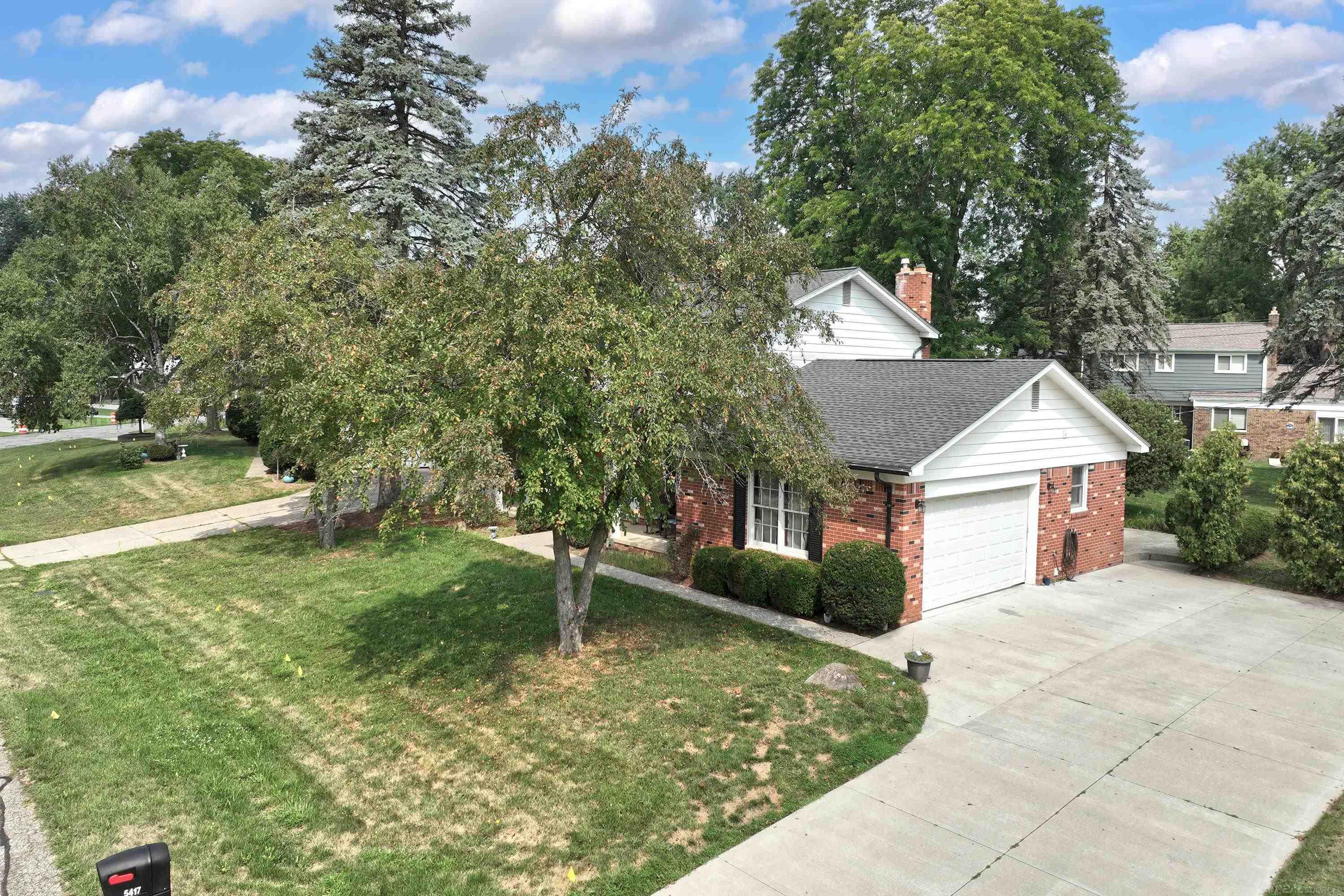 3rd image of 5417 Fieldcrest Dr, Shelby Township, MI 48316 | MLS# 50219130