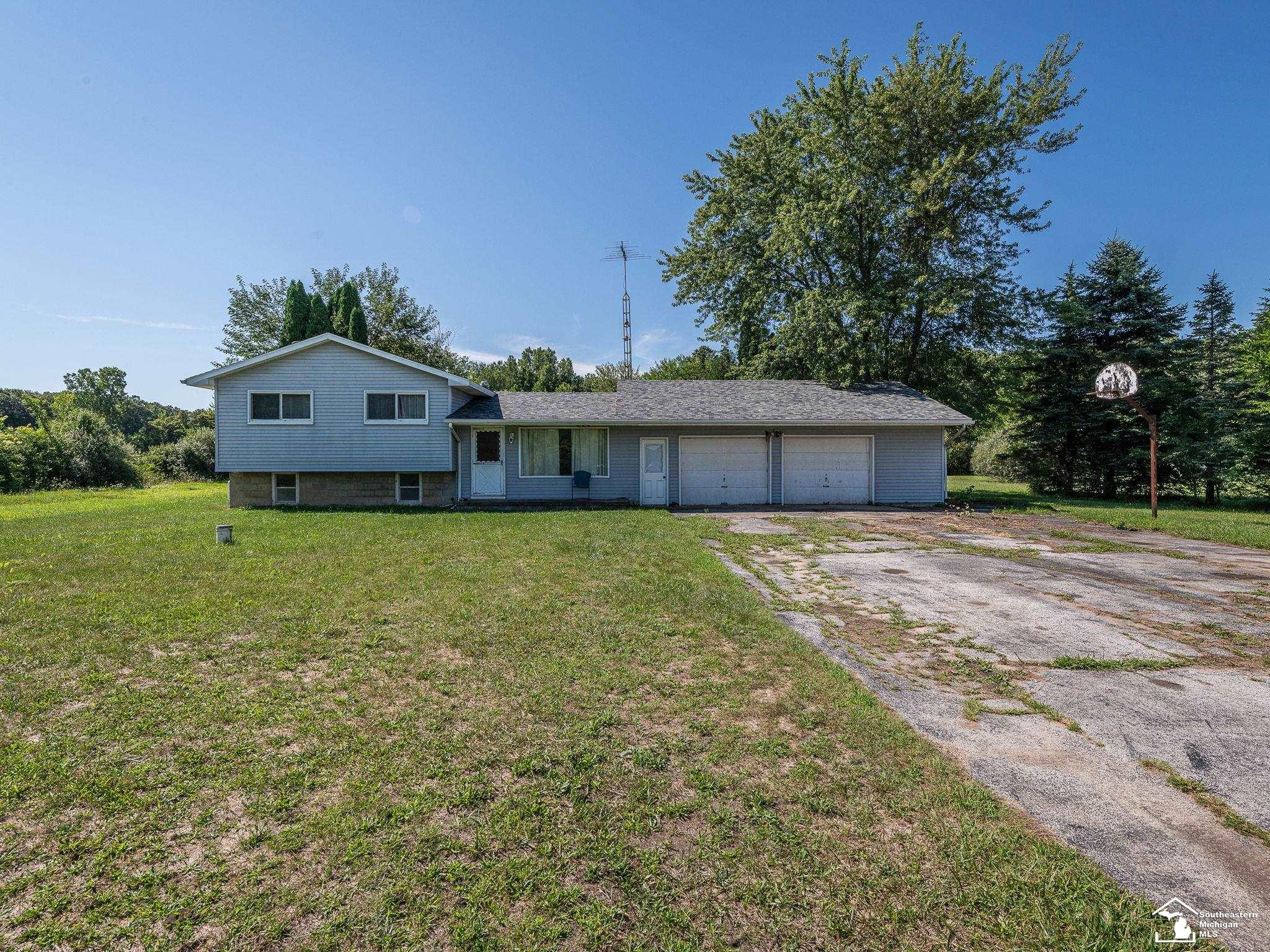1st image of 12347 S Custer Rd, Dundee, MI 48131 | MLS# 50219145