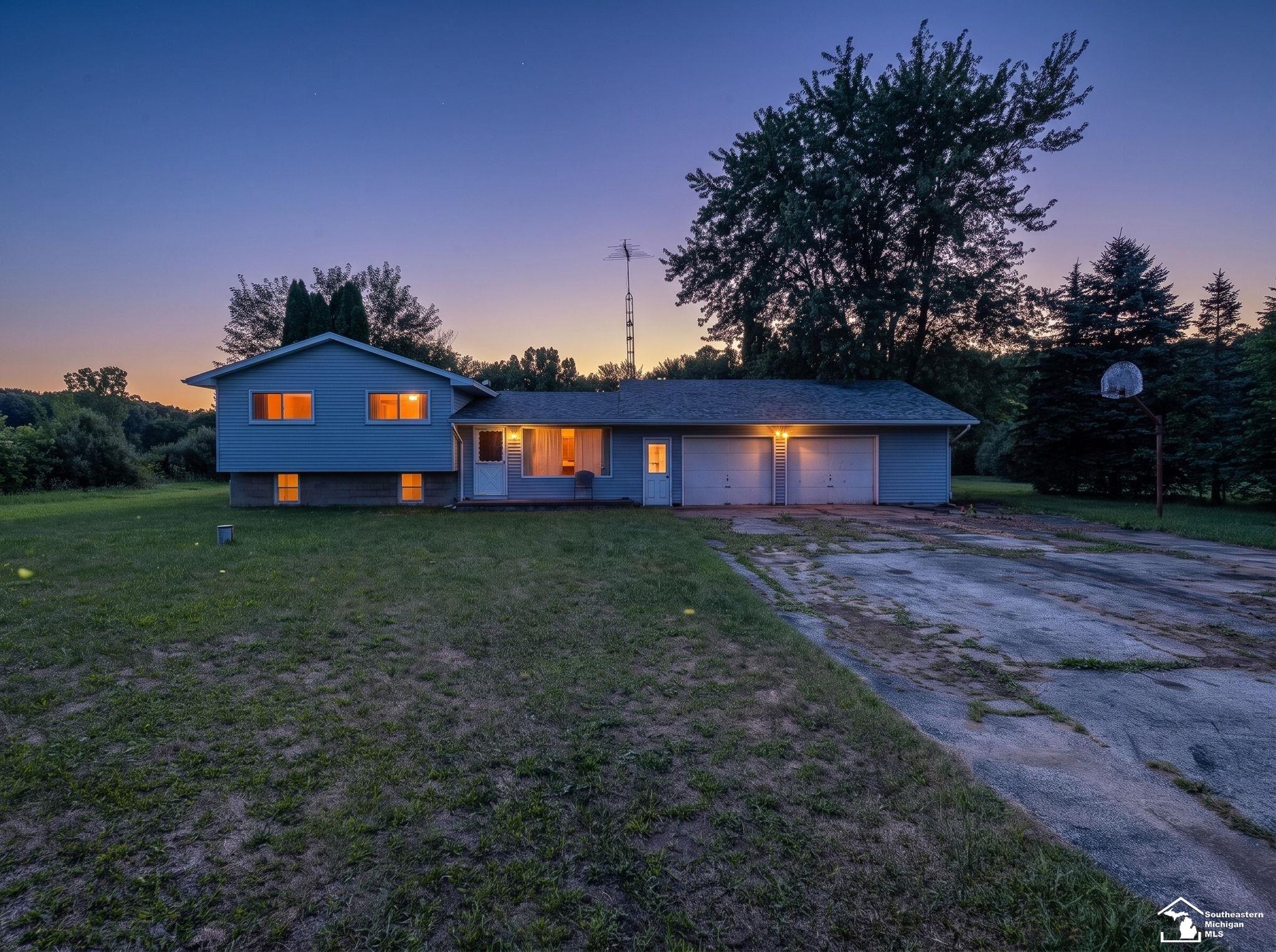 2nd image of 12347 S Custer Rd, Dundee, MI 48131 | MLS# 50219145