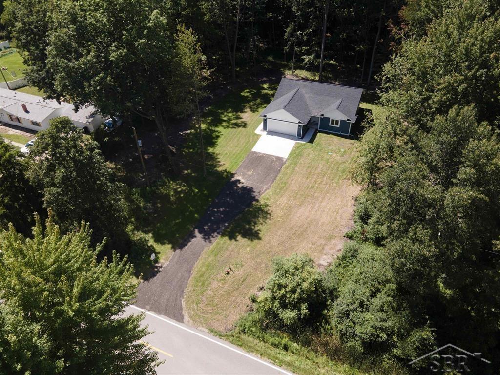 4th image of 826 S Grey Rd, Midland, MI 48640 | MLS# 50219158